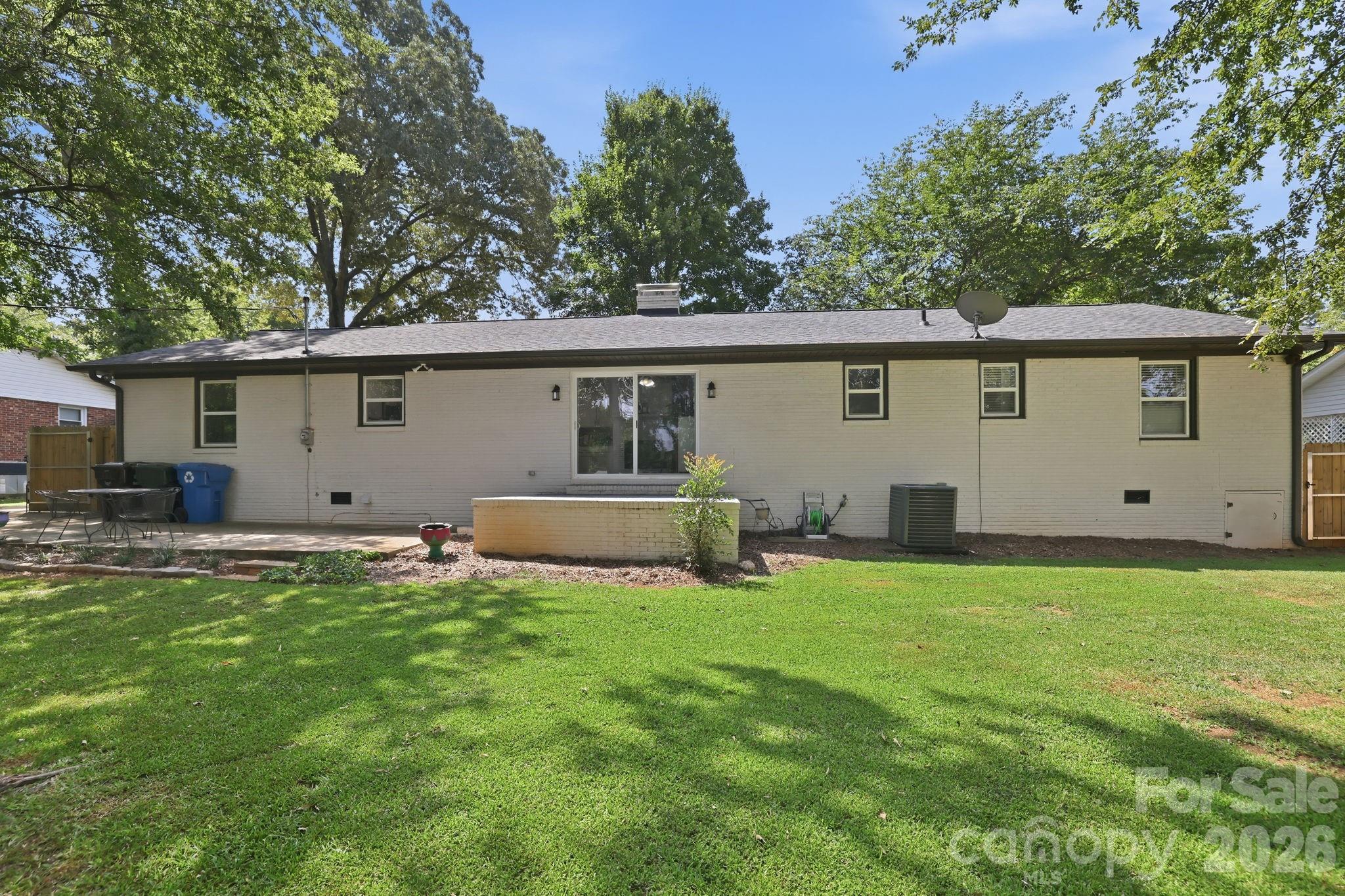 1053 Christopher Circle Property Photo 34