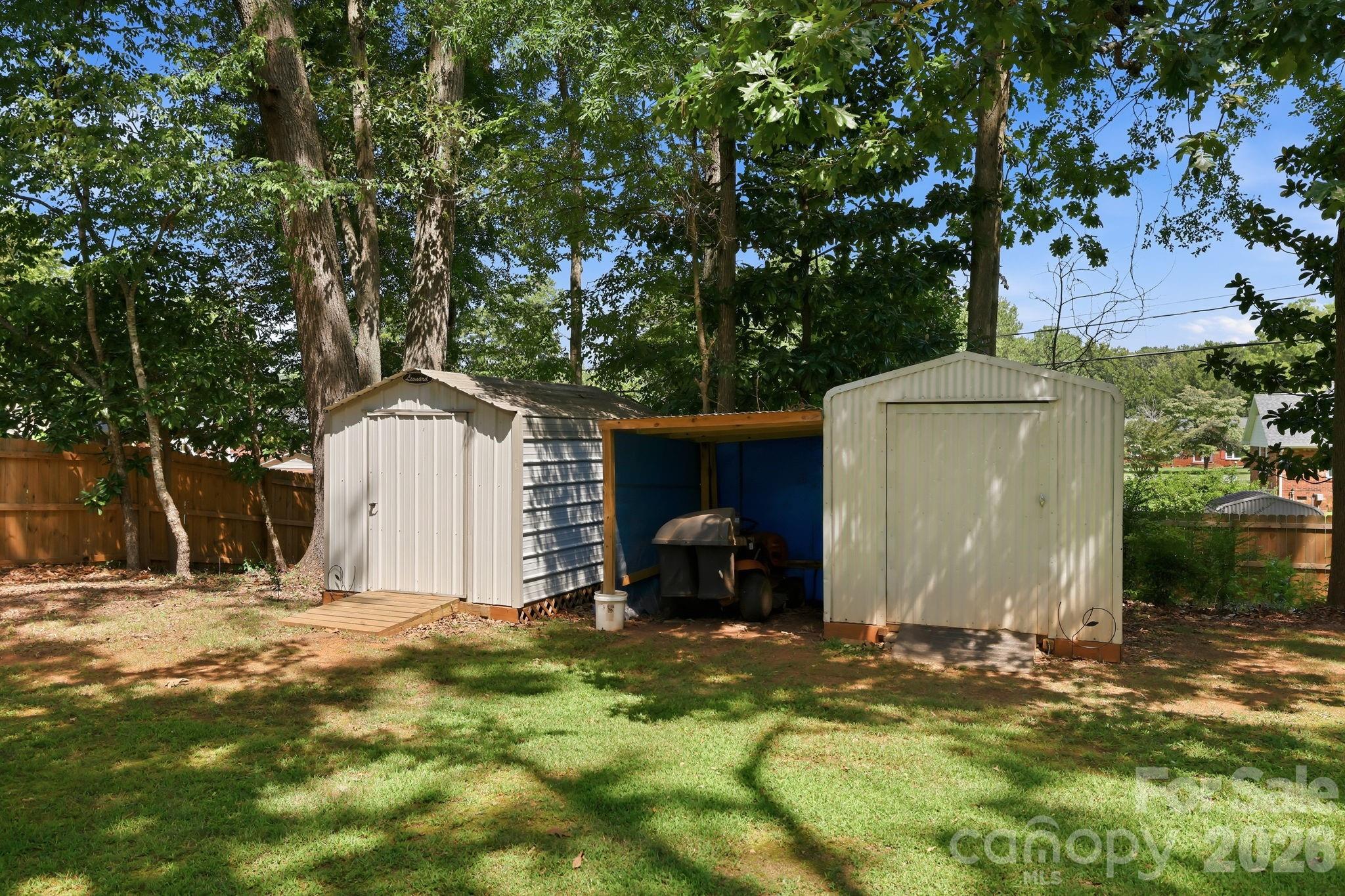 1053 Christopher Circle Property Photo 35