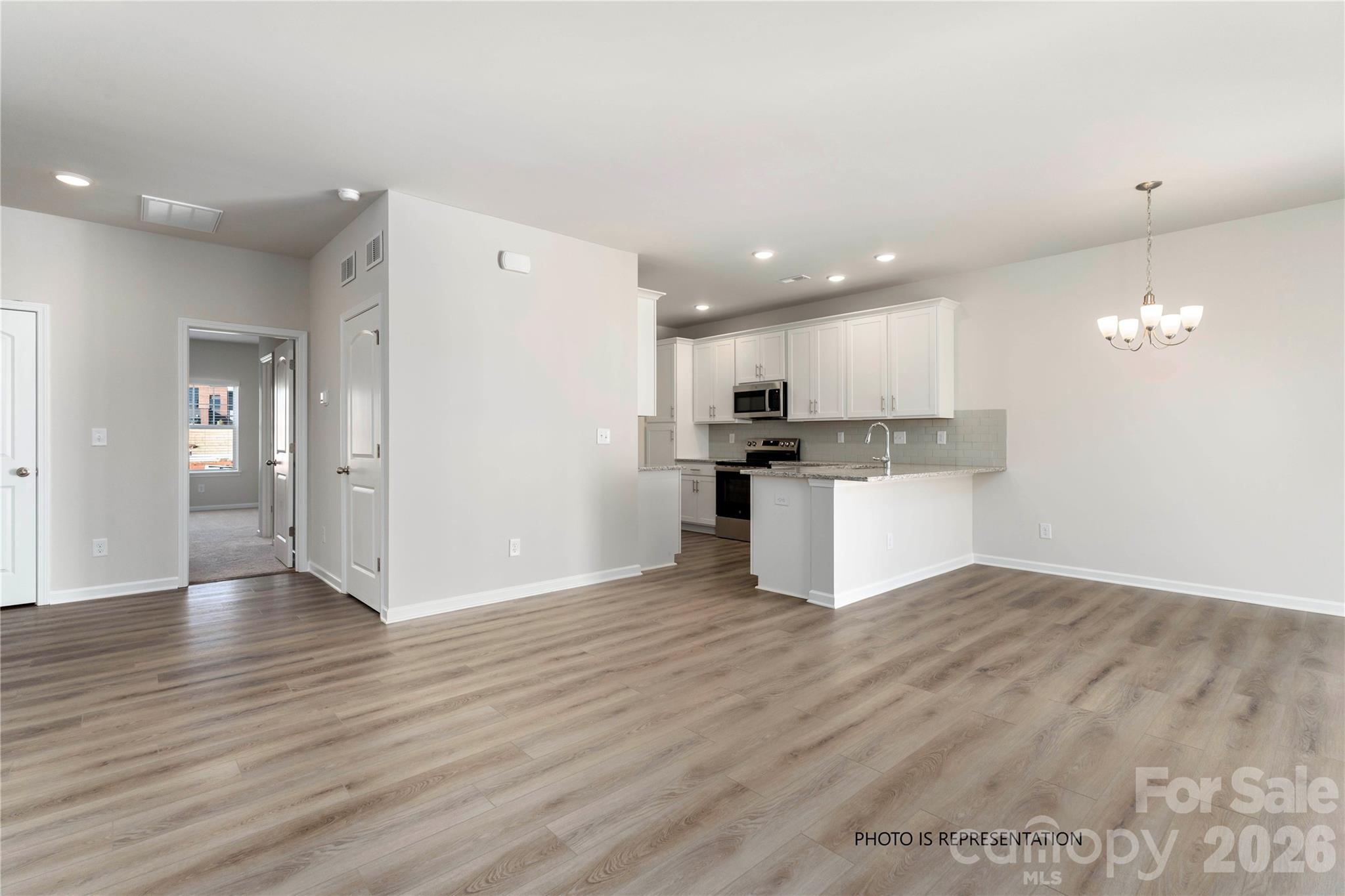 5112 Tommy Lane 805 Property Photo 2