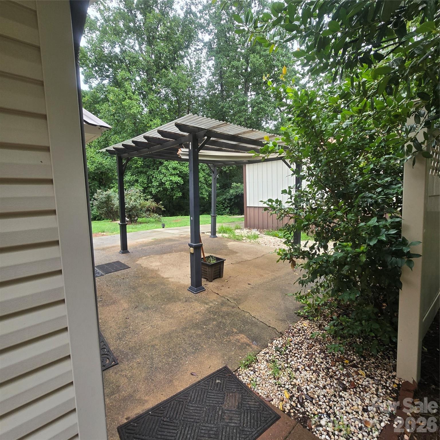 2734 Orchard Street Property Photo 6