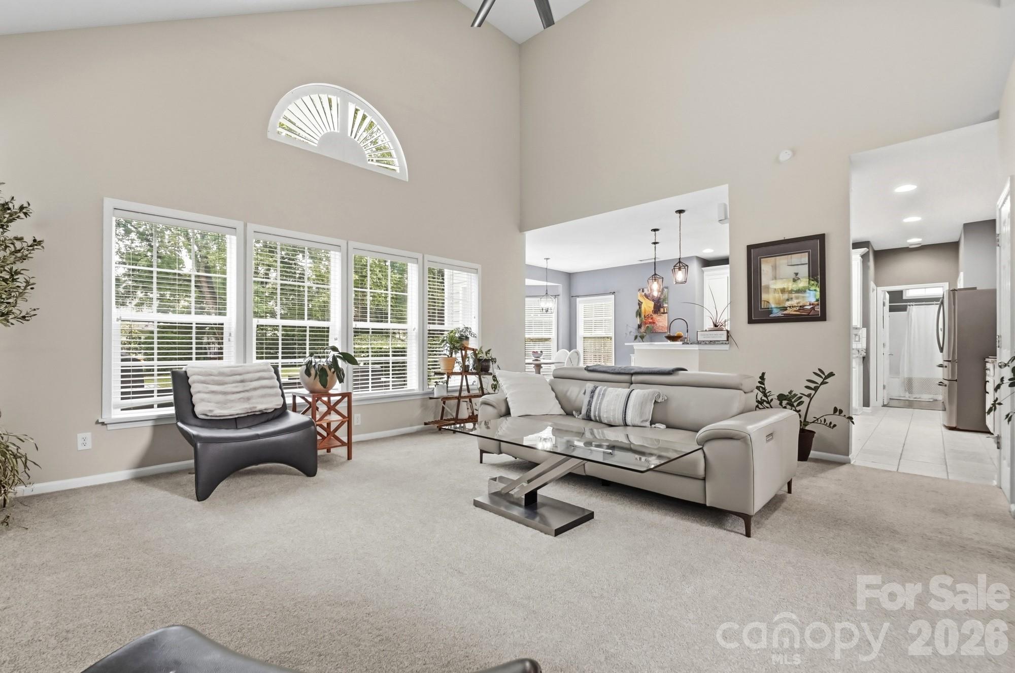 12609 Kemerton Lane Property Photo 6