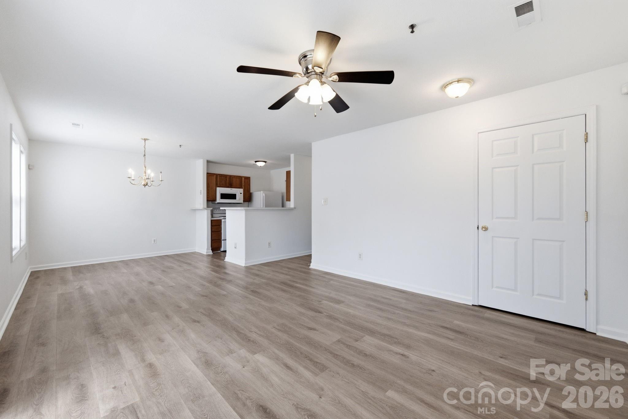 3965 Mohawk Court Property Photo 4