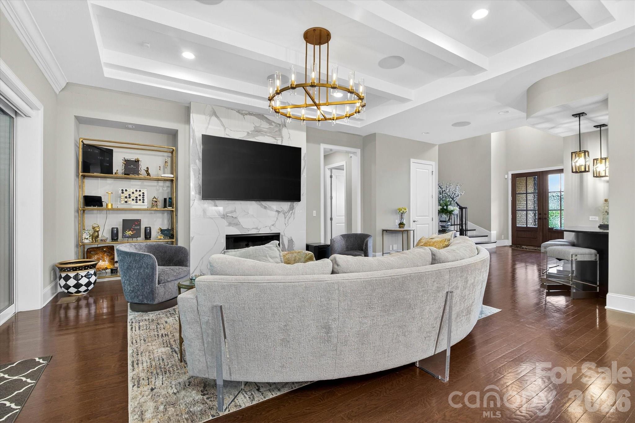 1115 Shelton Oaks Court Property Photo 16