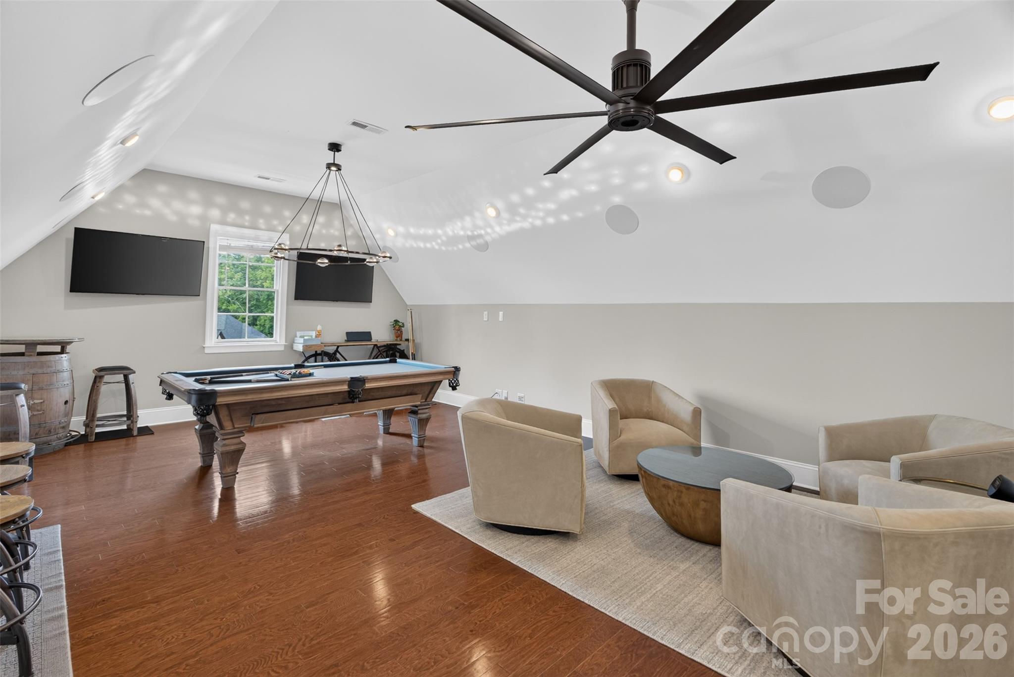 1115 Shelton Oaks Court Property Photo 34