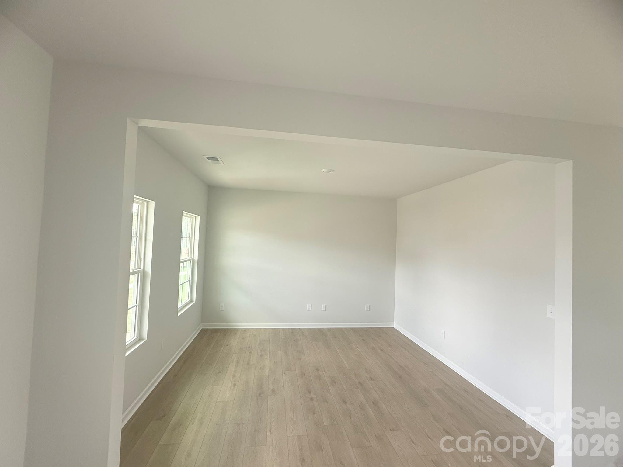 4013 Juno Drive Property Photo 2