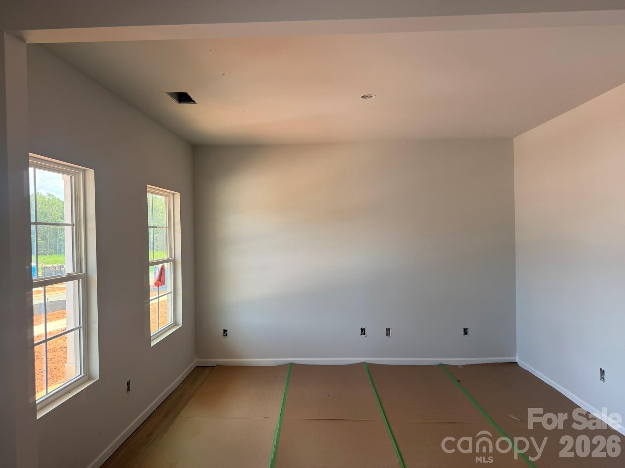 4013 Juno Drive Property Photo 4