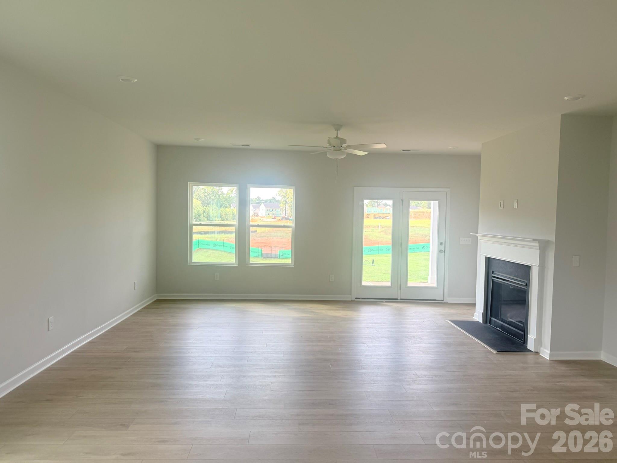 4013 Juno Drive Property Photo 4