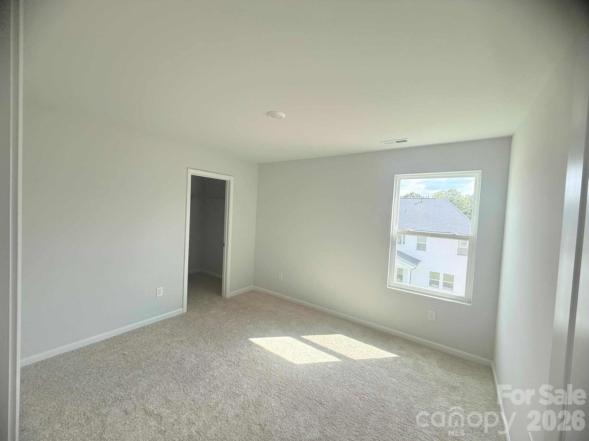 4013 Juno Drive Property Photo 10
