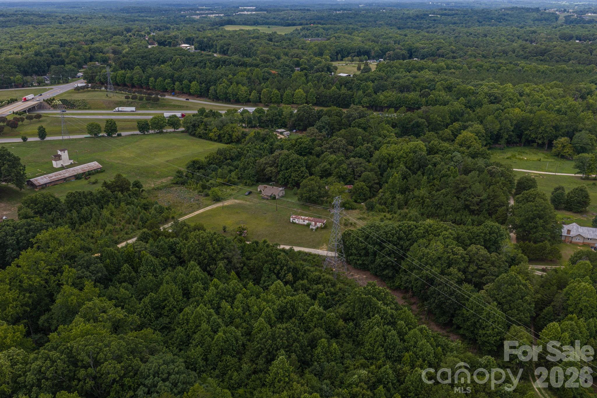 189 Campbell Lane Property Photo 7