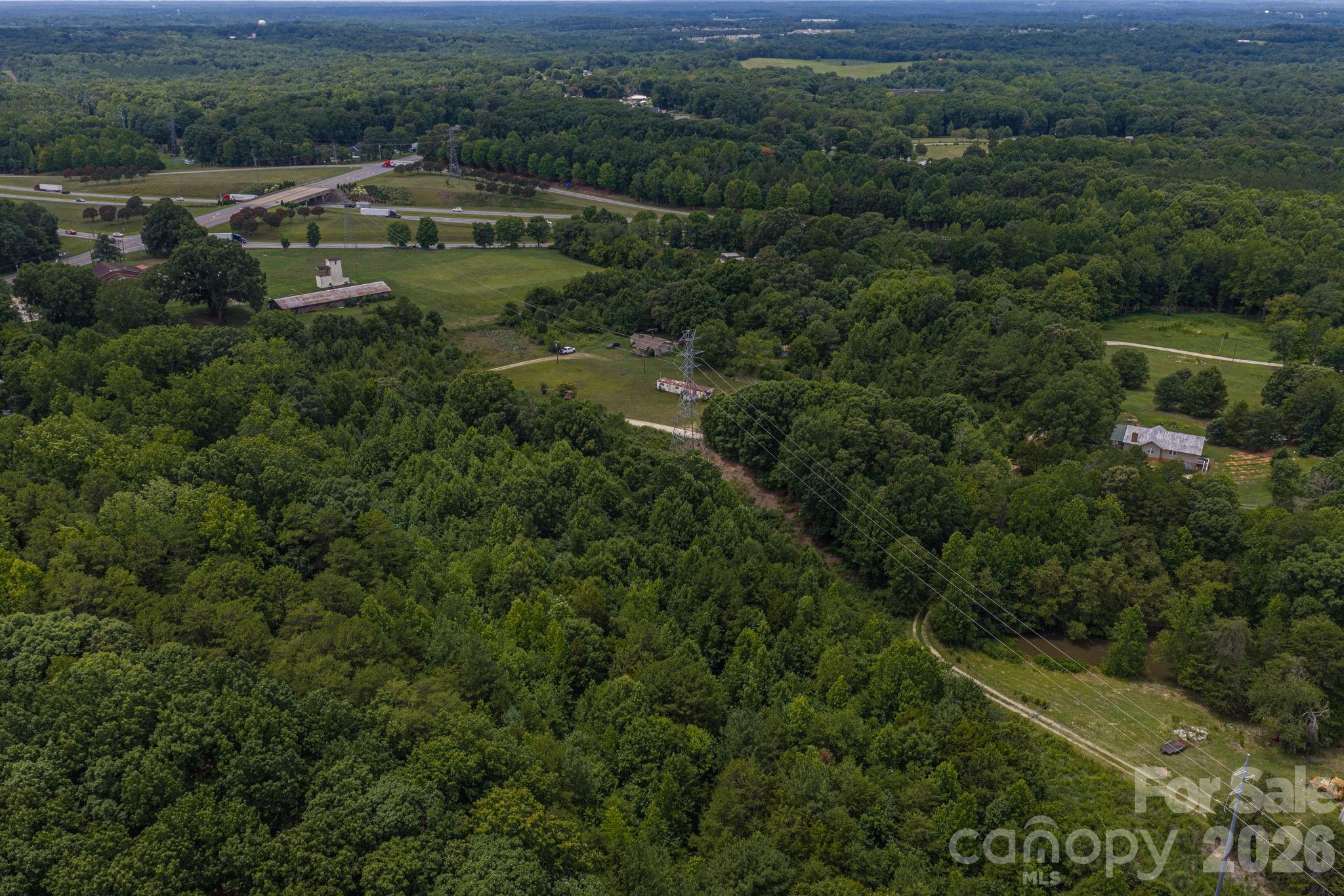 189 Campbell Lane Property Photo 8