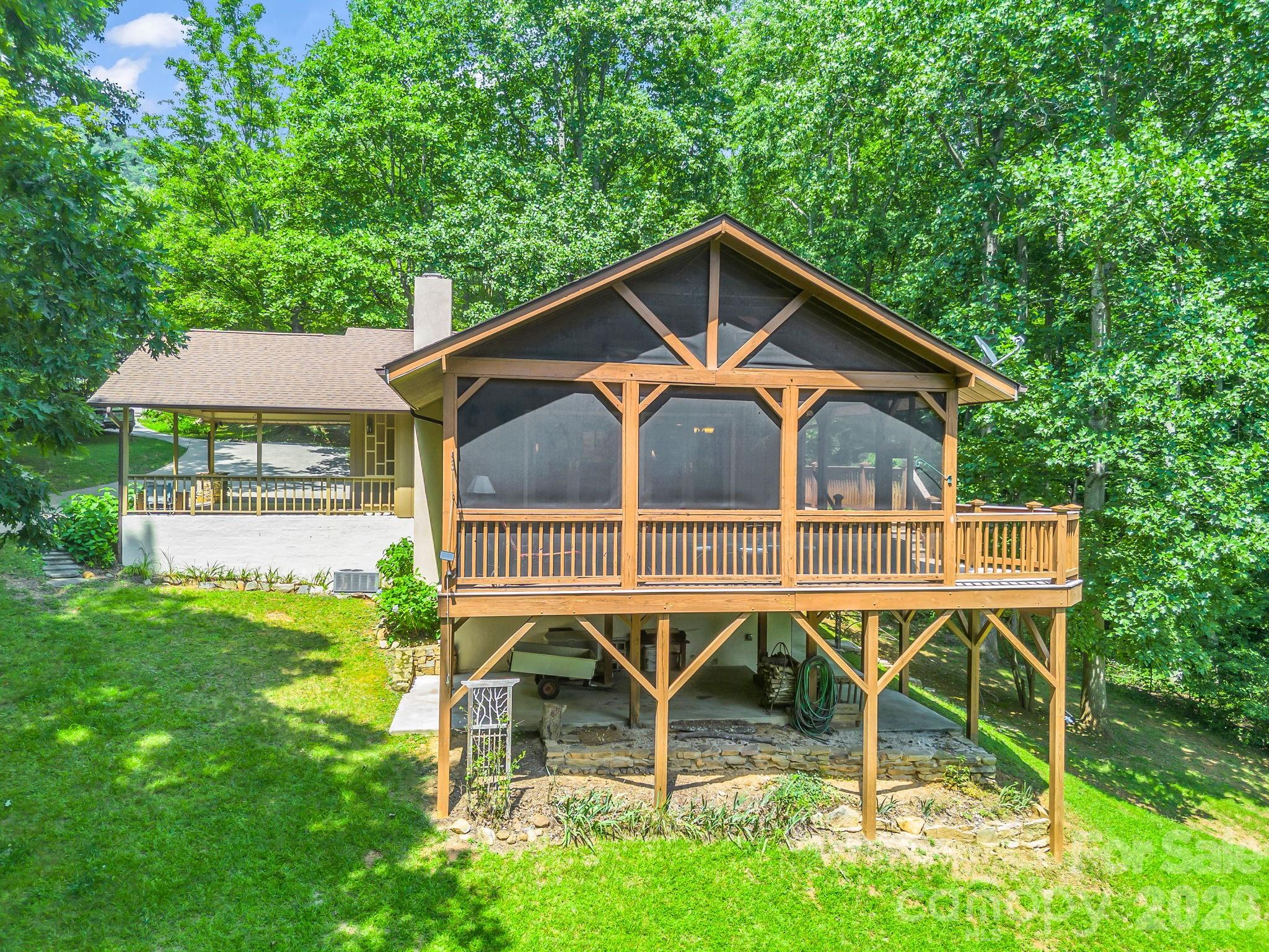 12 Chippewa Trail Property Photo 2