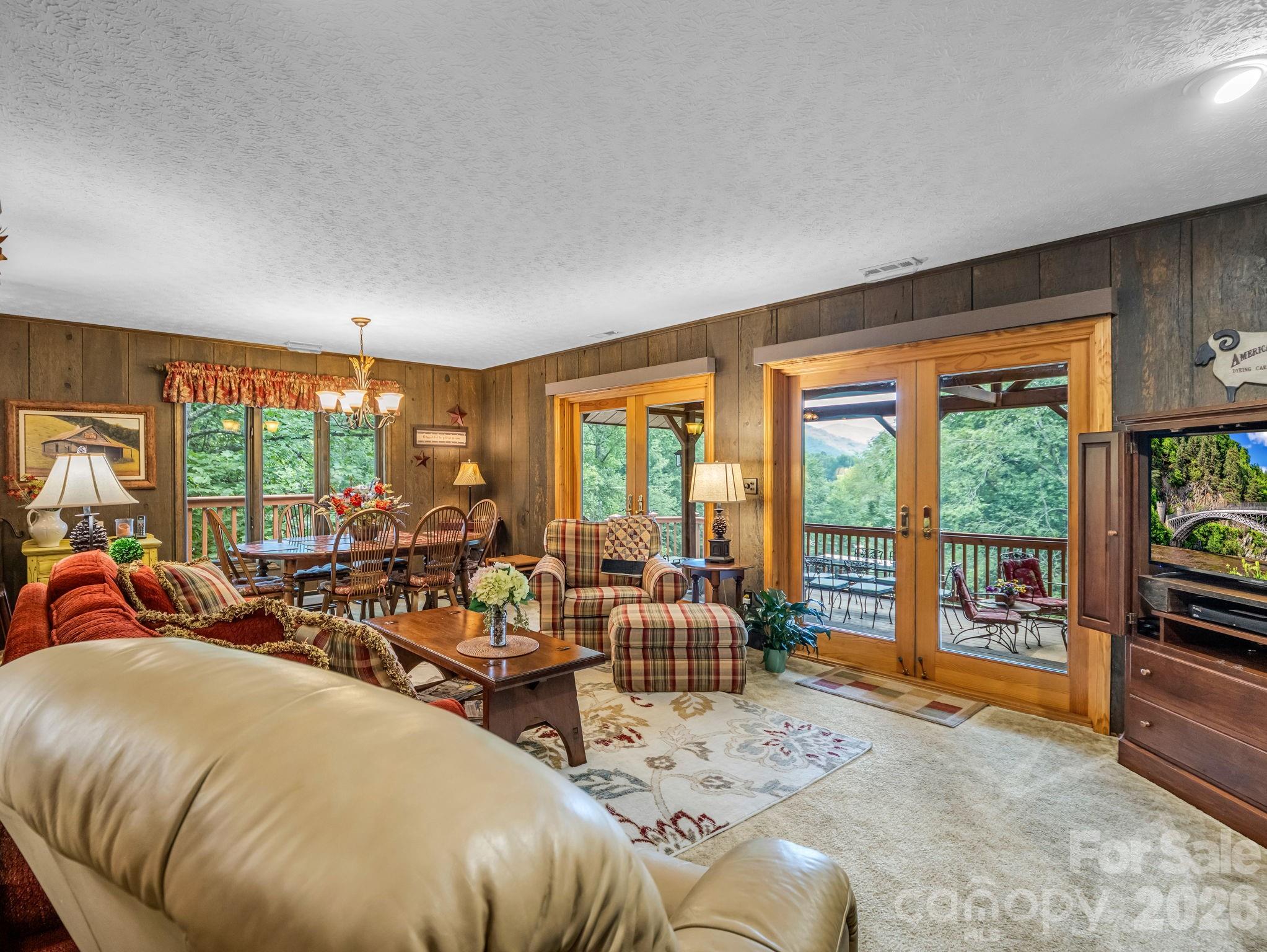 12 Chippewa Trail Property Photo 10