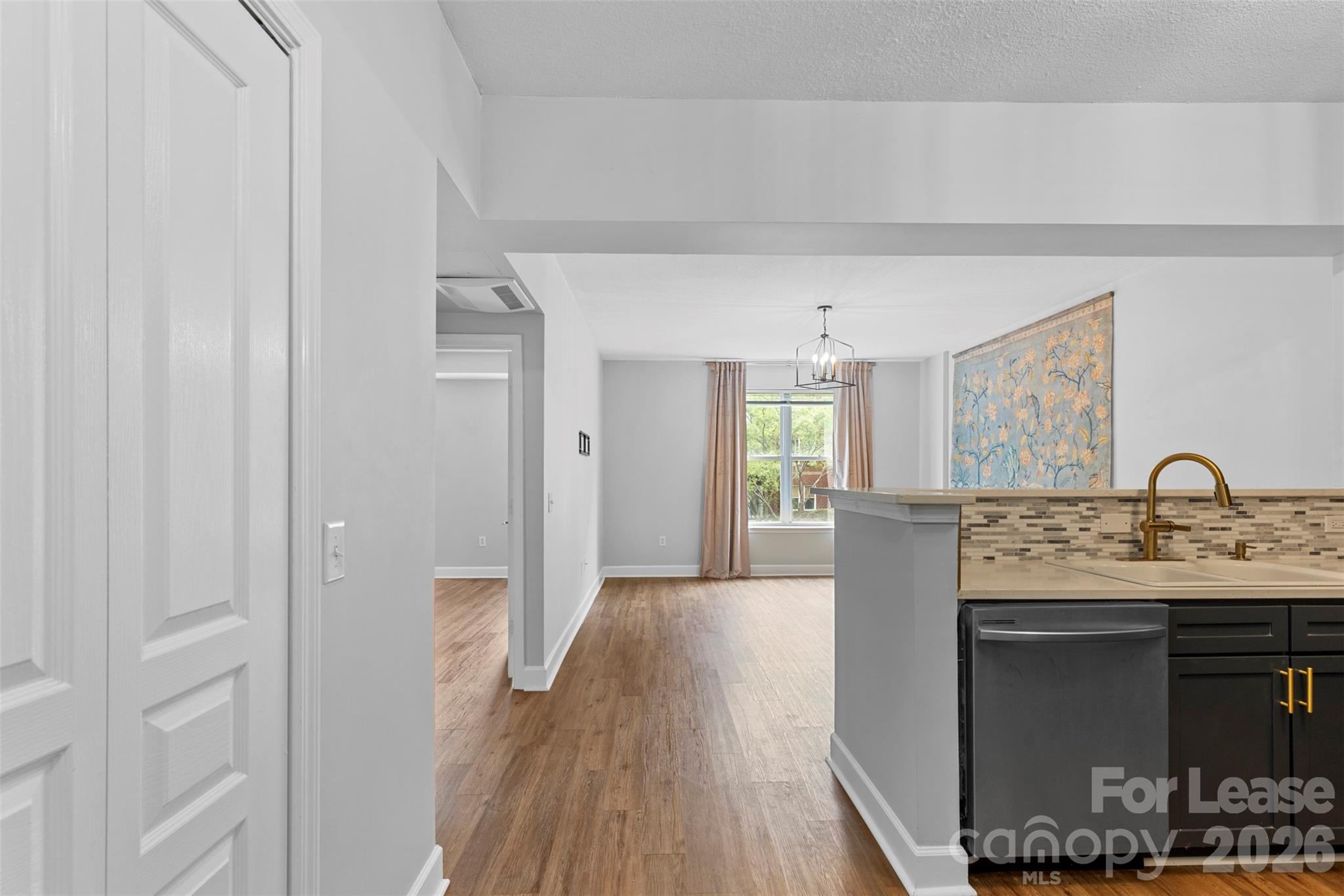 1315 East Boulevard 322 Property Photo 2