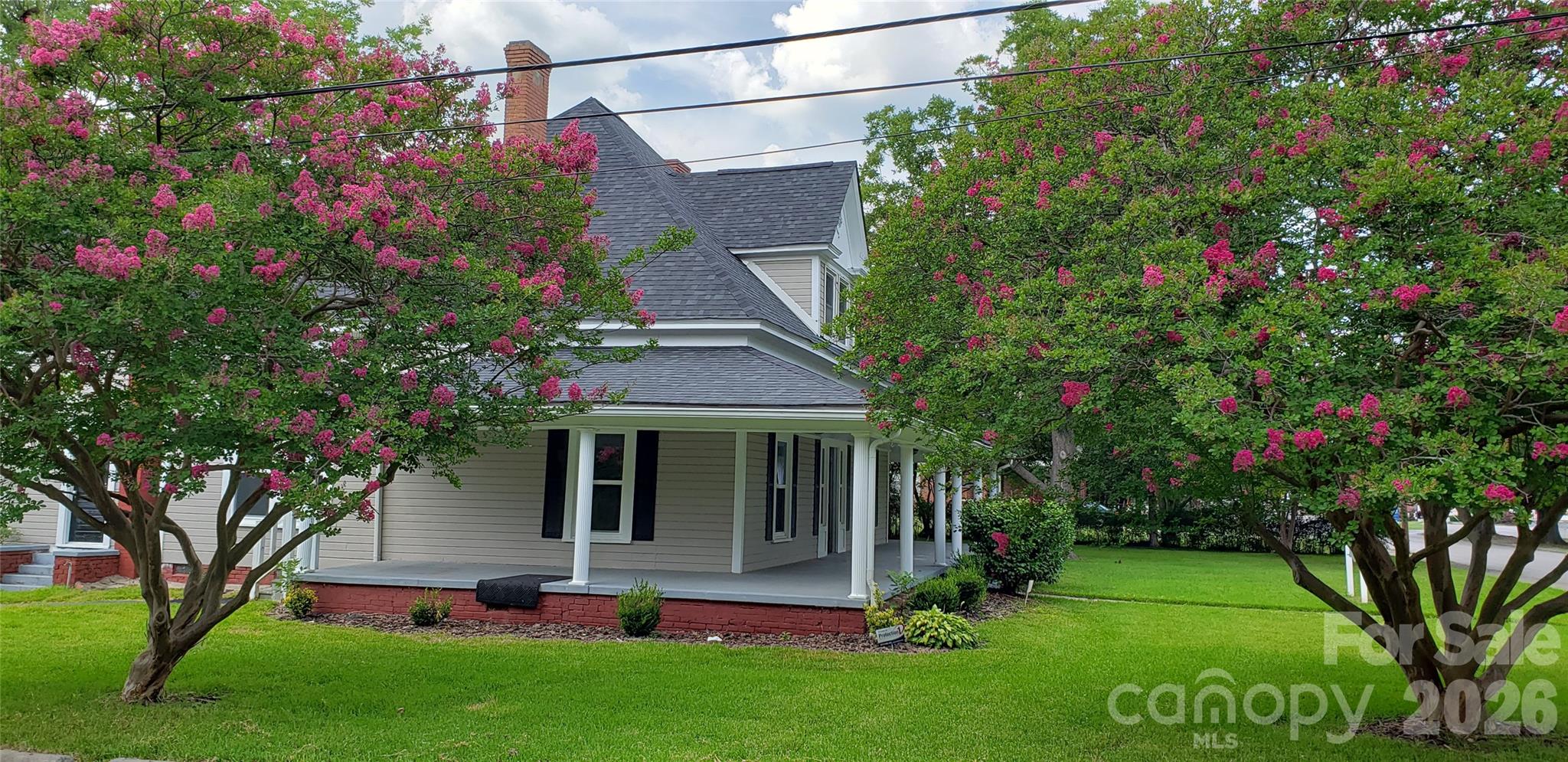 108 S Main Street Property Photo 8