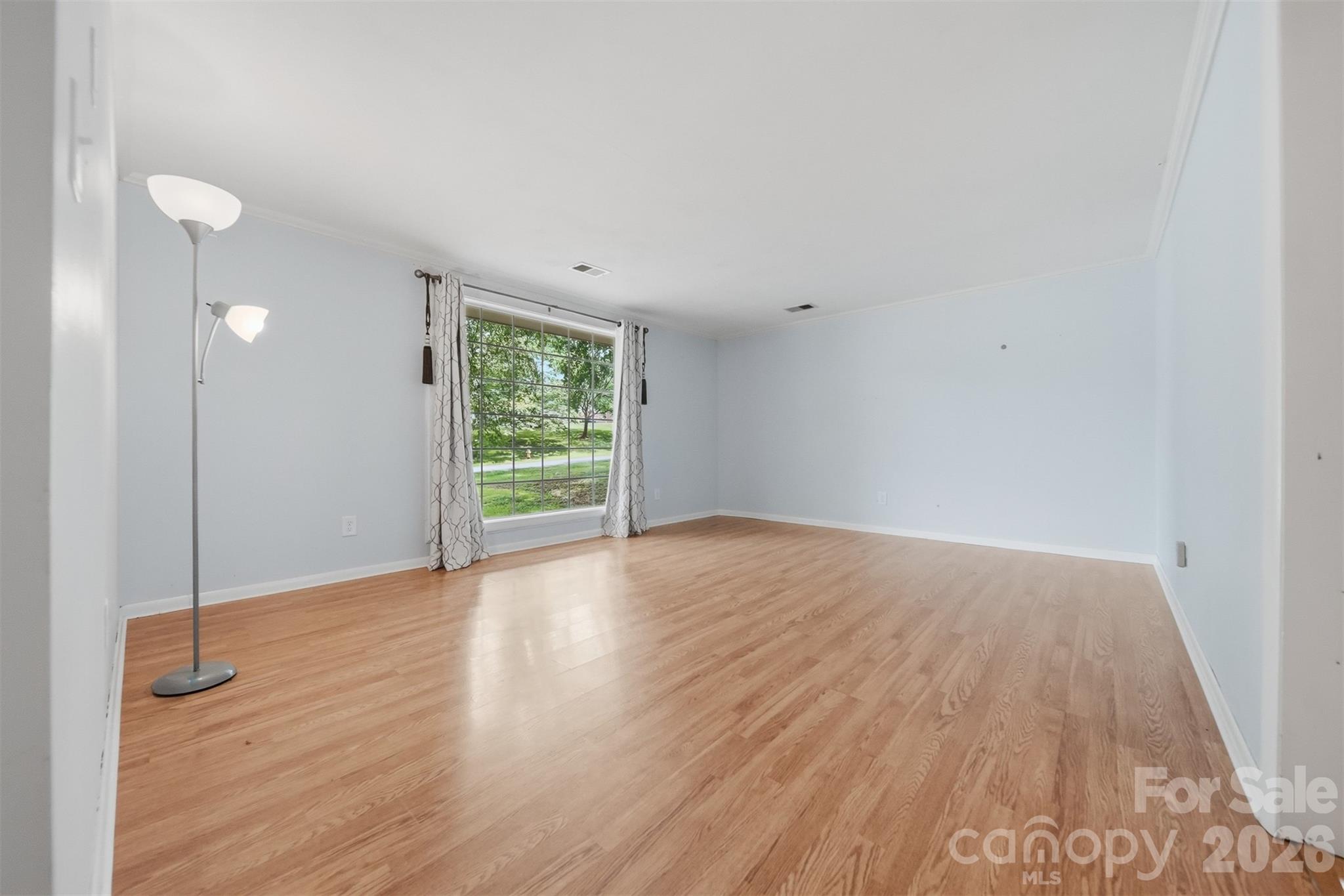 3233 26th Street Property Photo 6