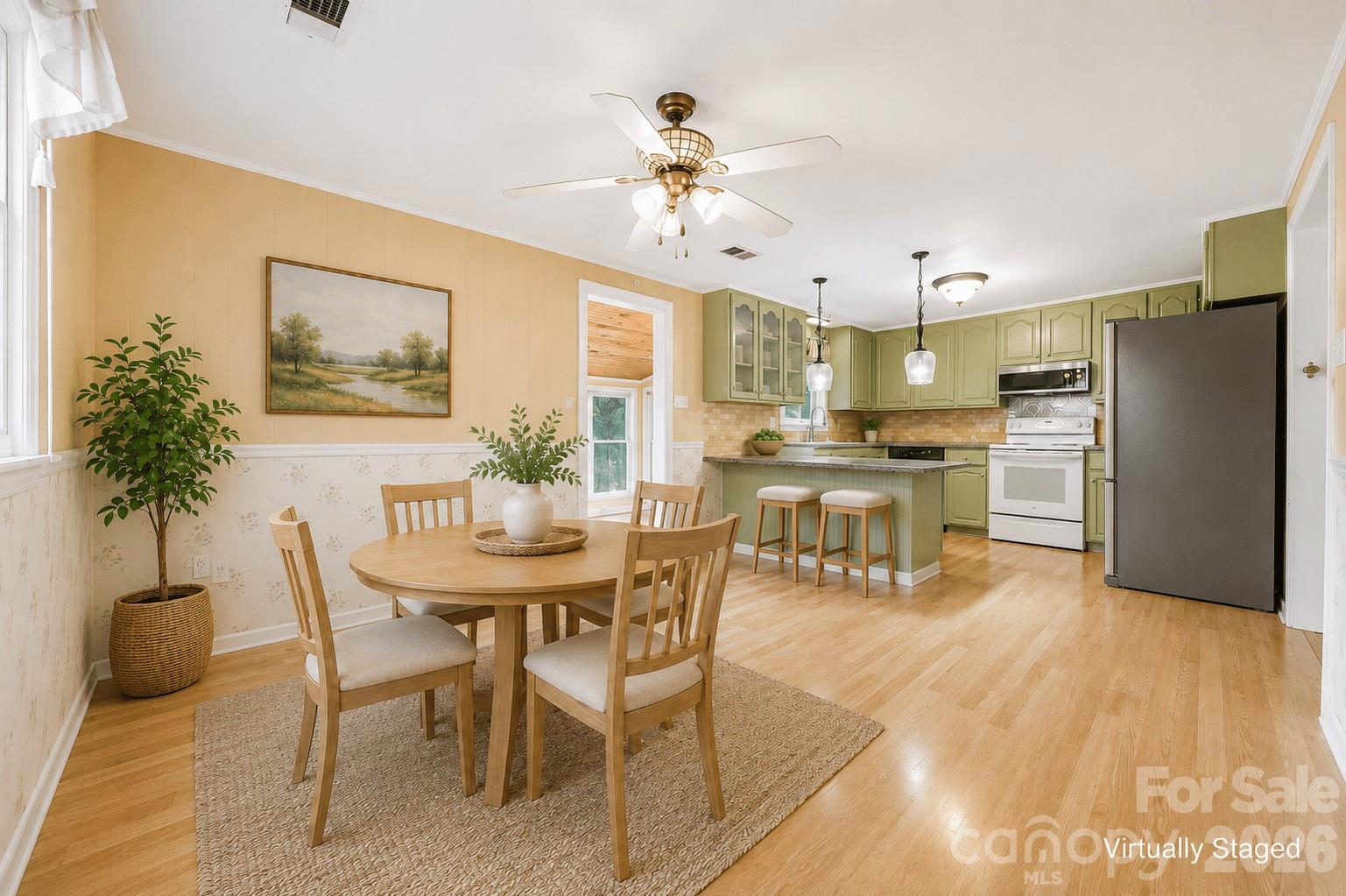 3233 26th Street Property Photo 9