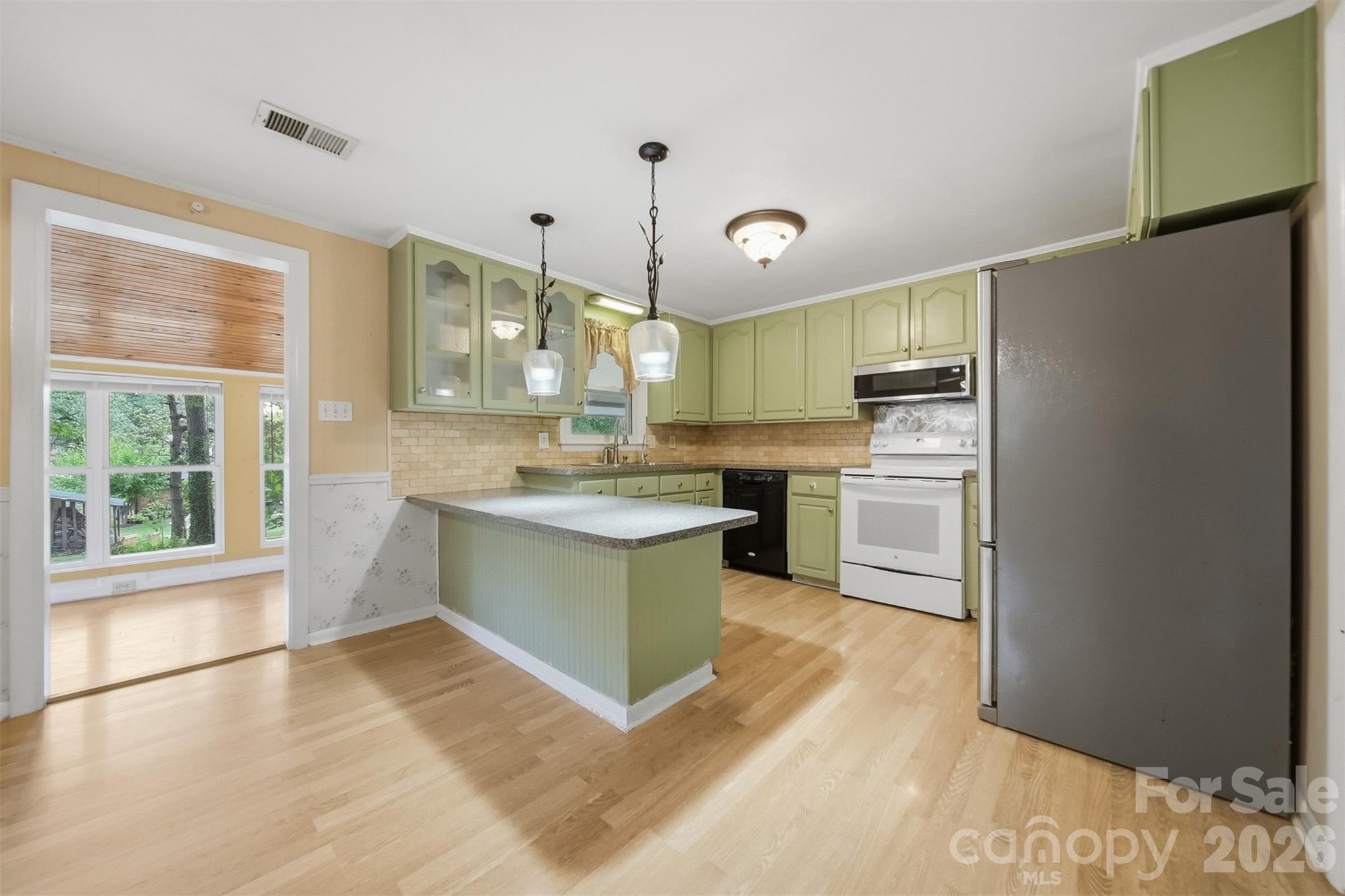 3233 26th Street Property Photo 11