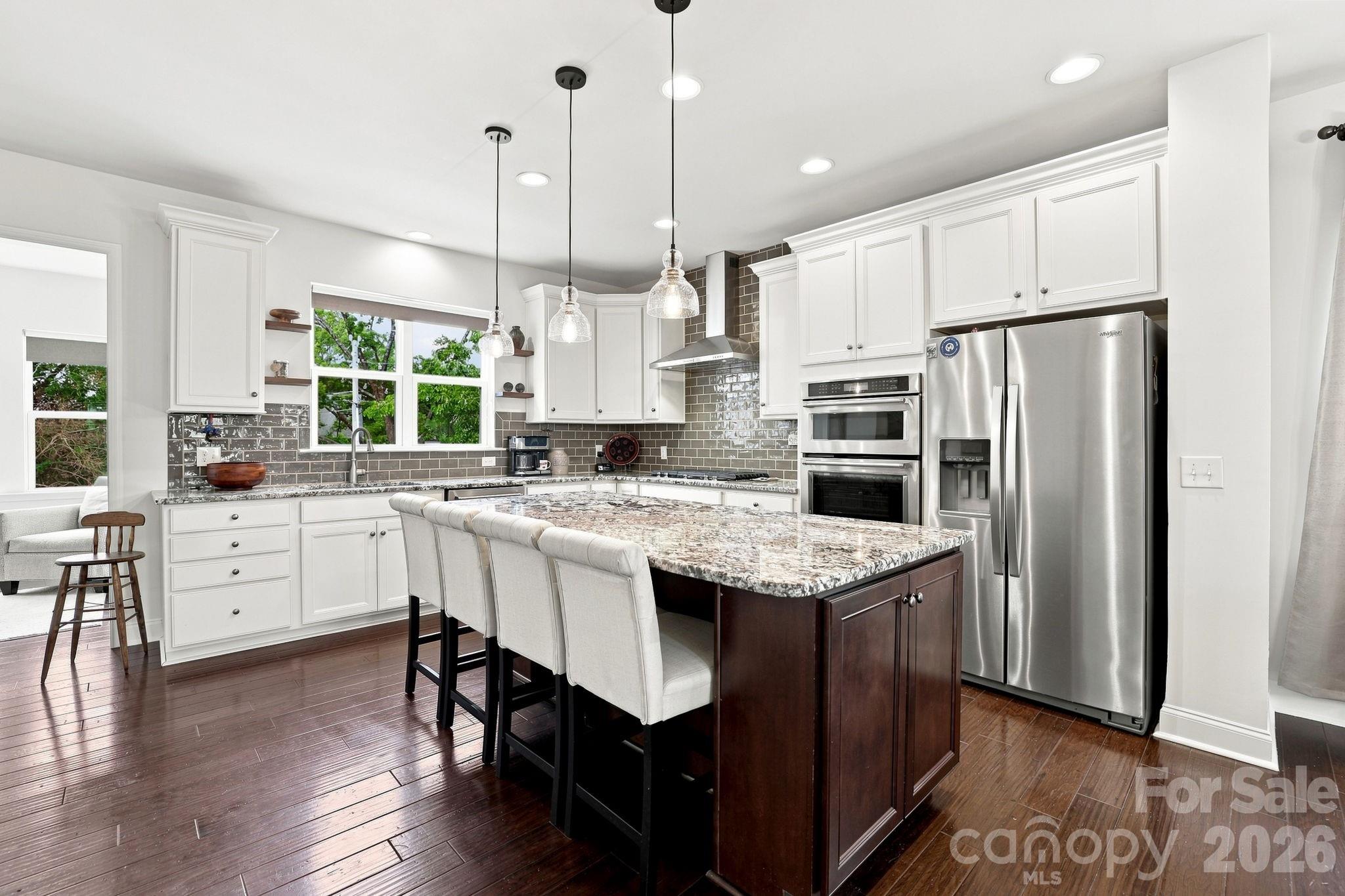 400 Belton Street Property Photo 8