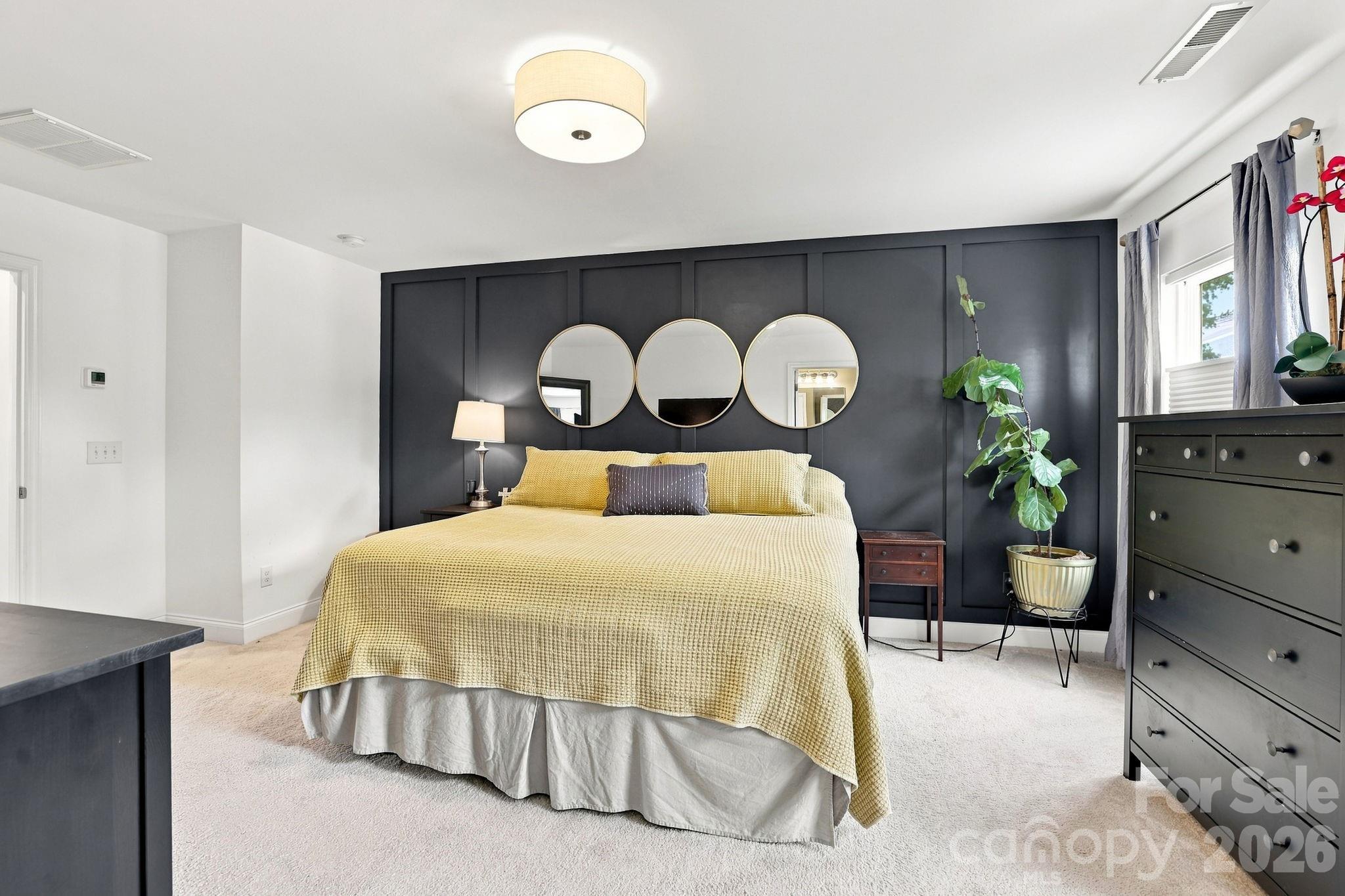 400 Belton Street Property Photo 10