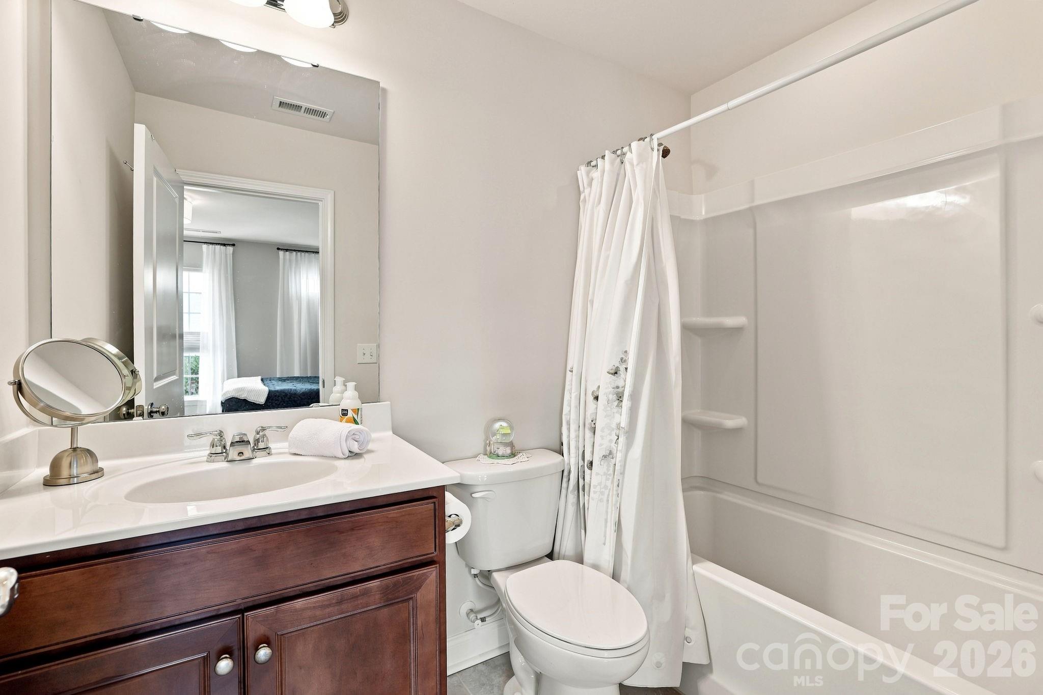 400 Belton Street Property Photo 20