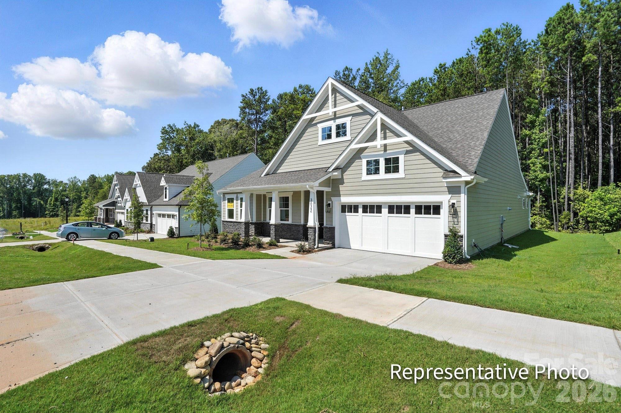 5083 Mclaughlin Loop Property Photo 3