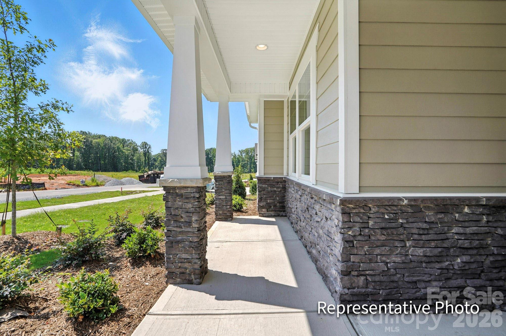5083 Mclaughlin Loop Property Photo 4
