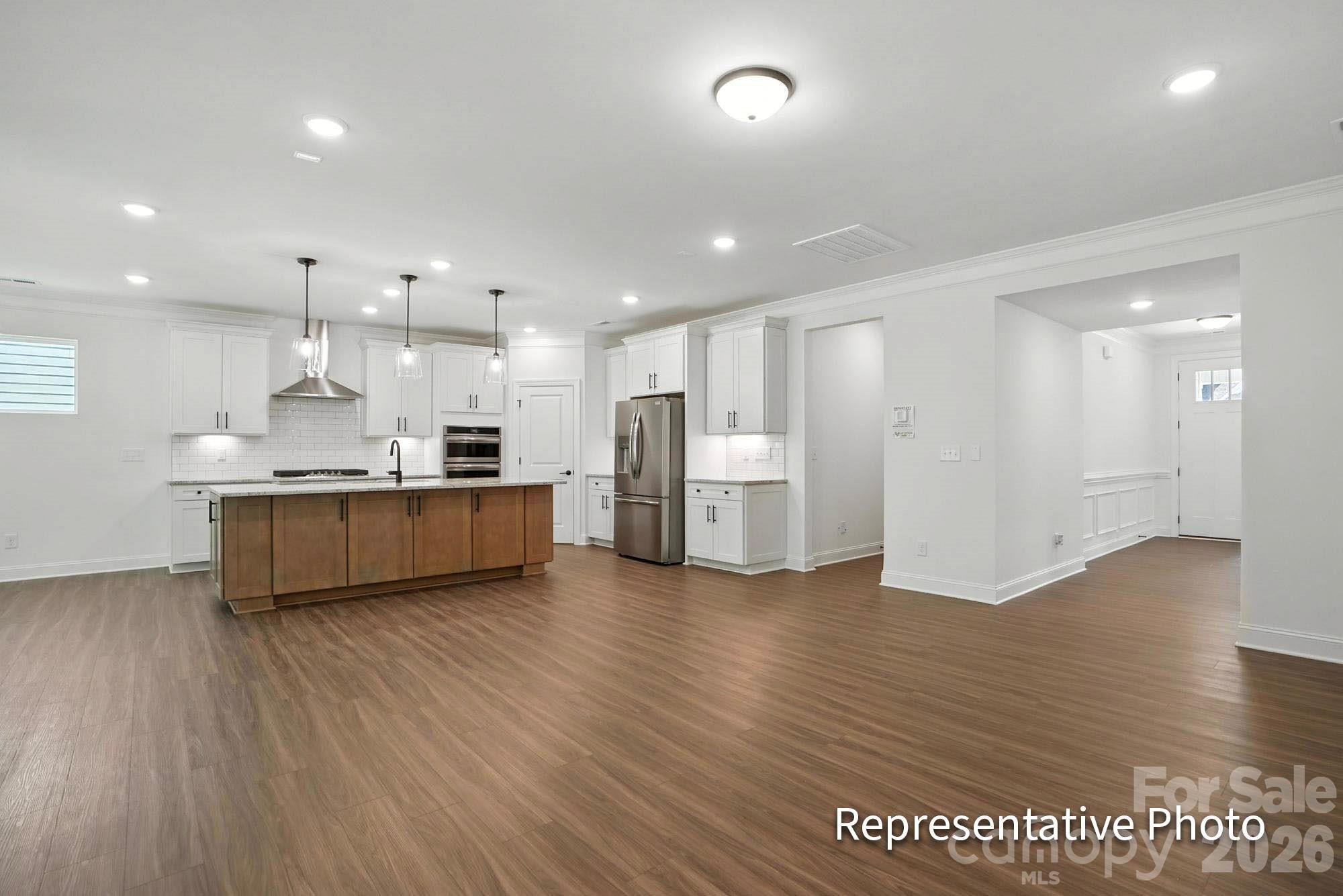 5083 Mclaughlin Loop Property Photo 6