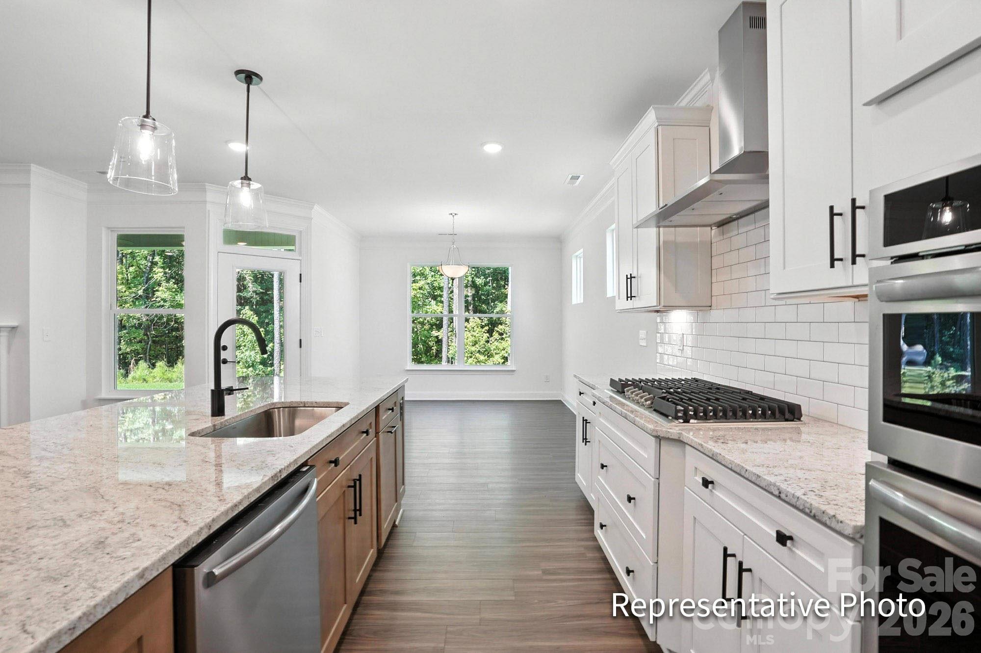 5083 Mclaughlin Loop Property Photo 9