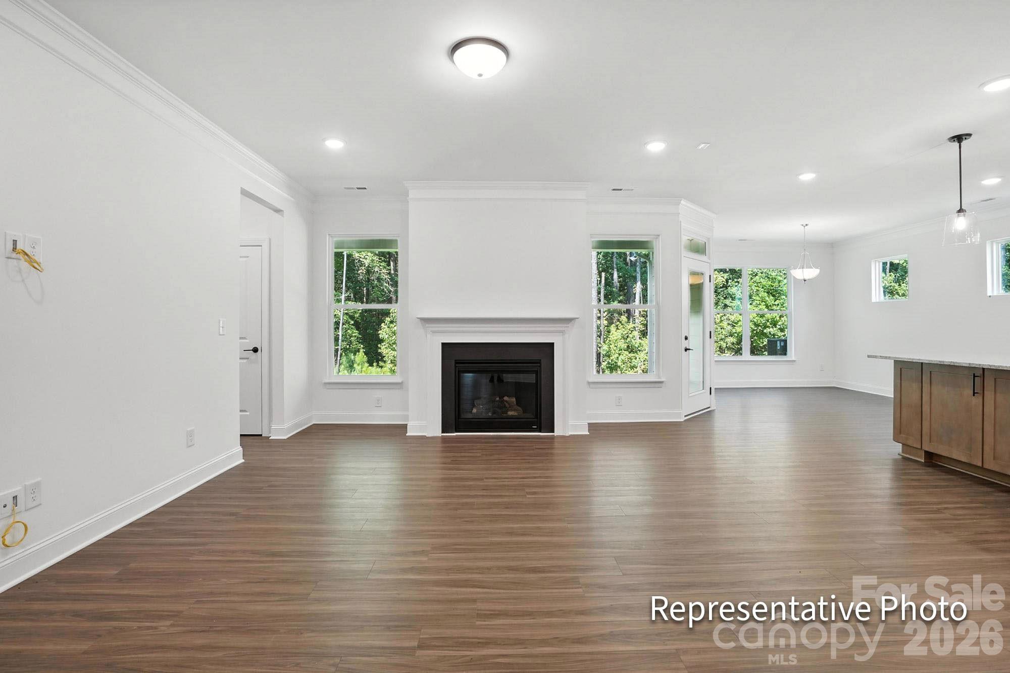 5083 Mclaughlin Loop Property Photo 11