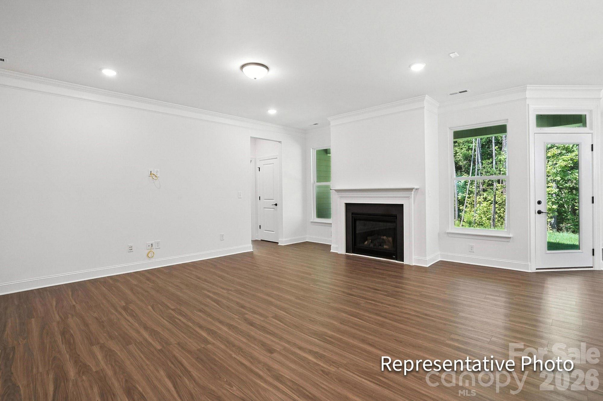 5083 Mclaughlin Loop Property Photo 15