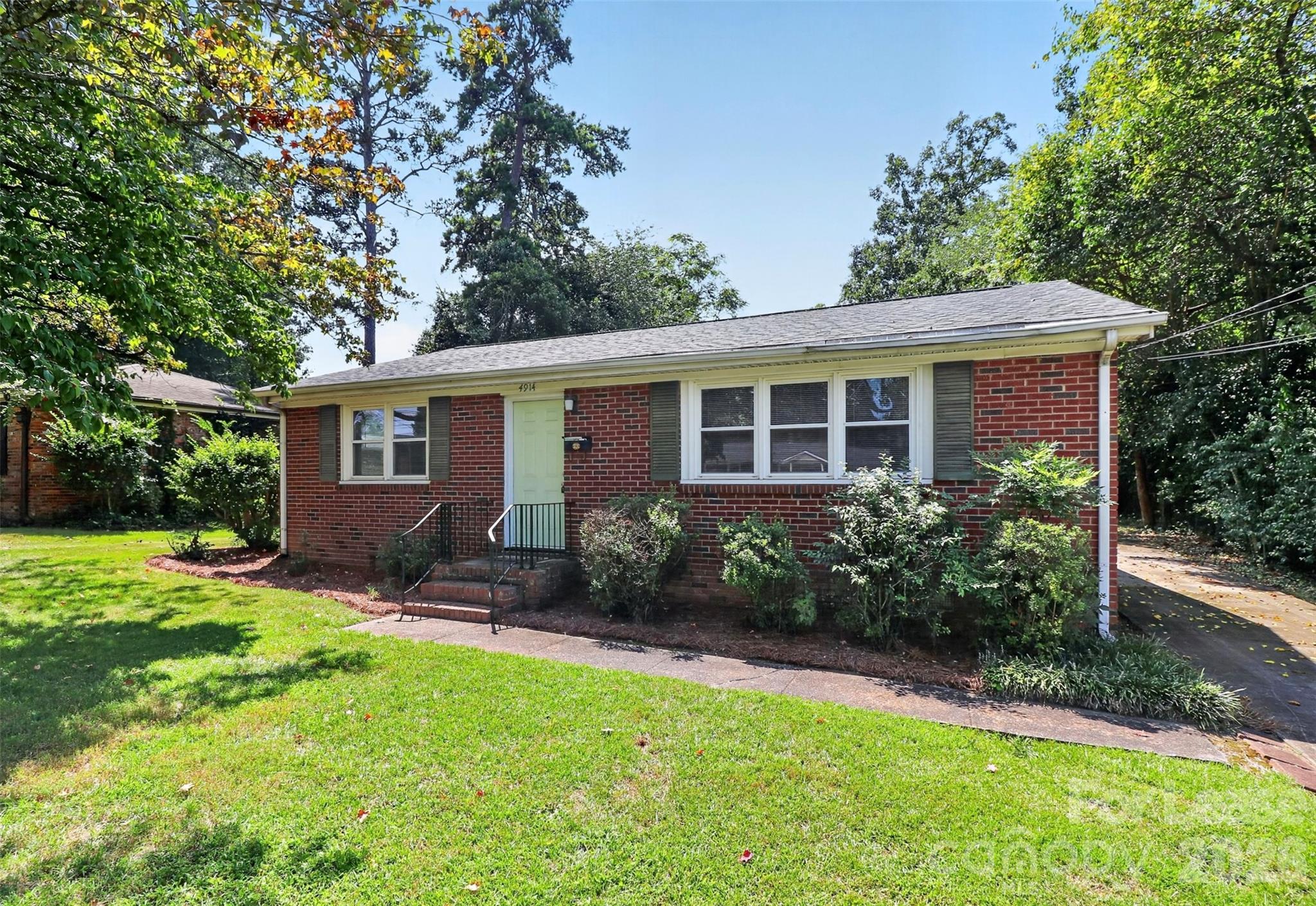 4914 Unaka Avenue Property Photo 1