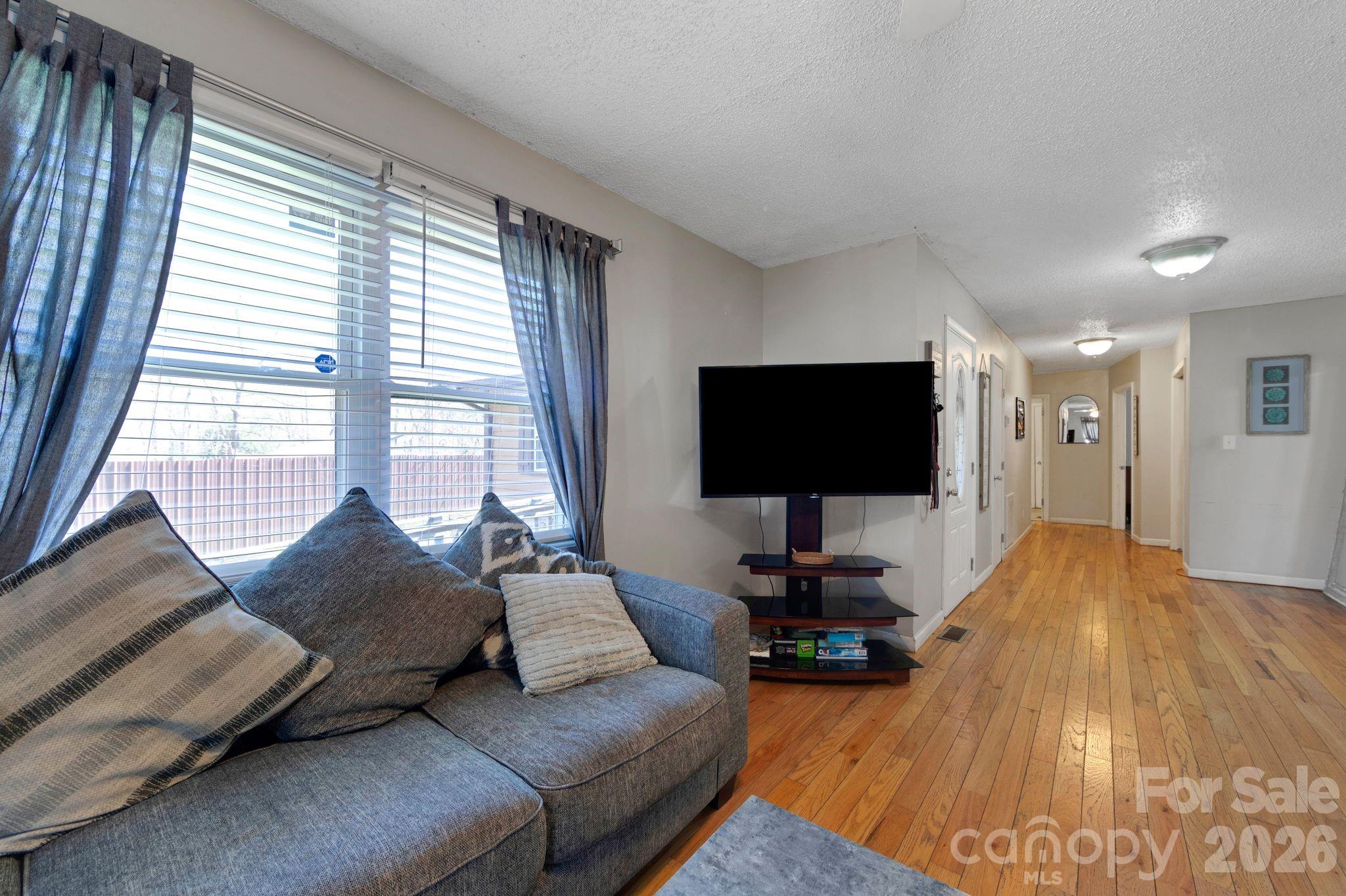 2100 Pisgah Highway Property Photo 6