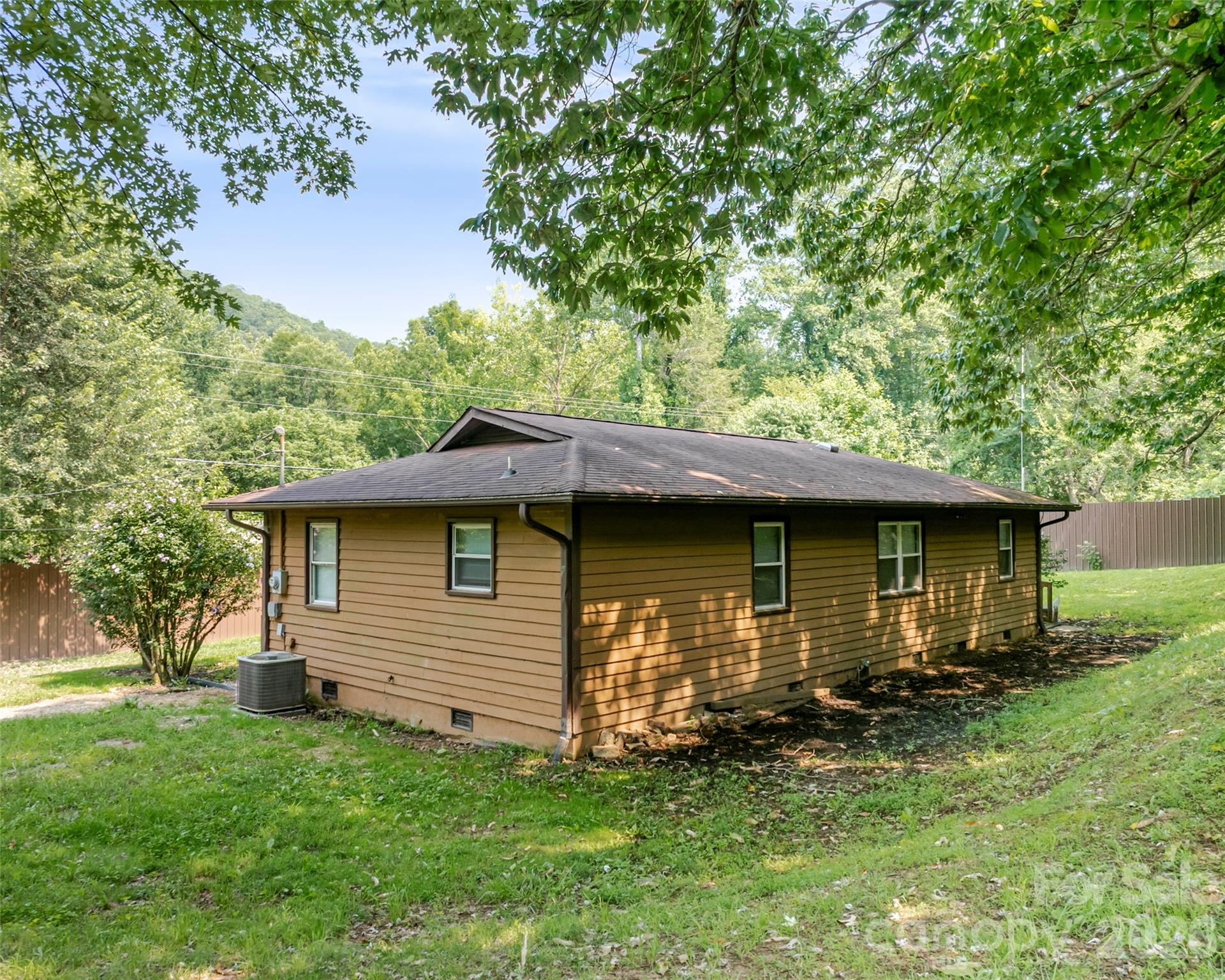 2100 Pisgah Highway Property Photo 37