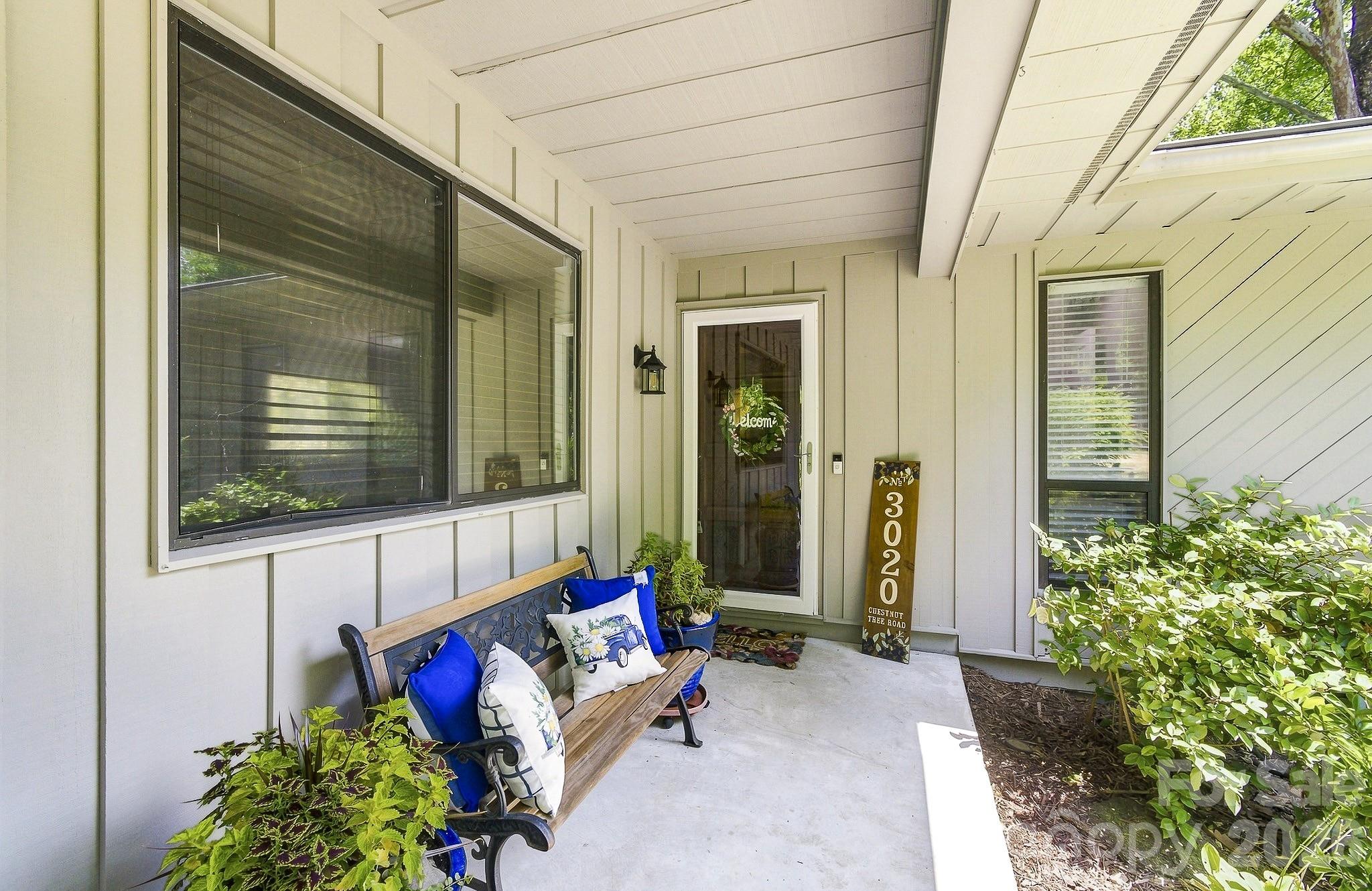 3020 Chestnut Tree Road Property Photo 3