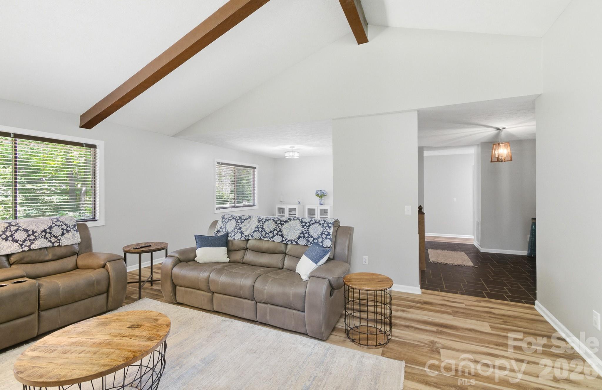 3020 Chestnut Tree Road Property Photo 7