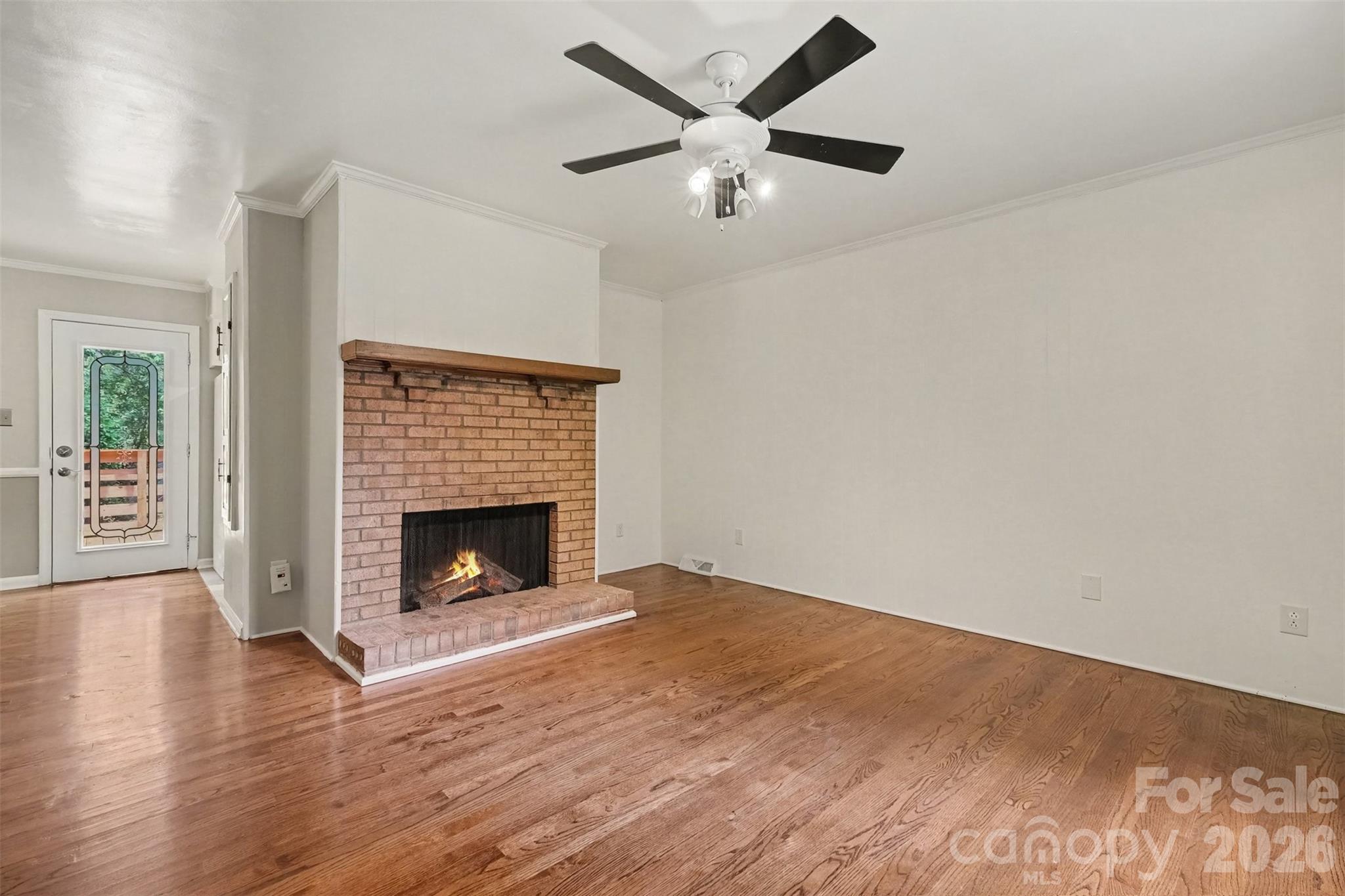 5315 Ruth Drive Property Photo 4