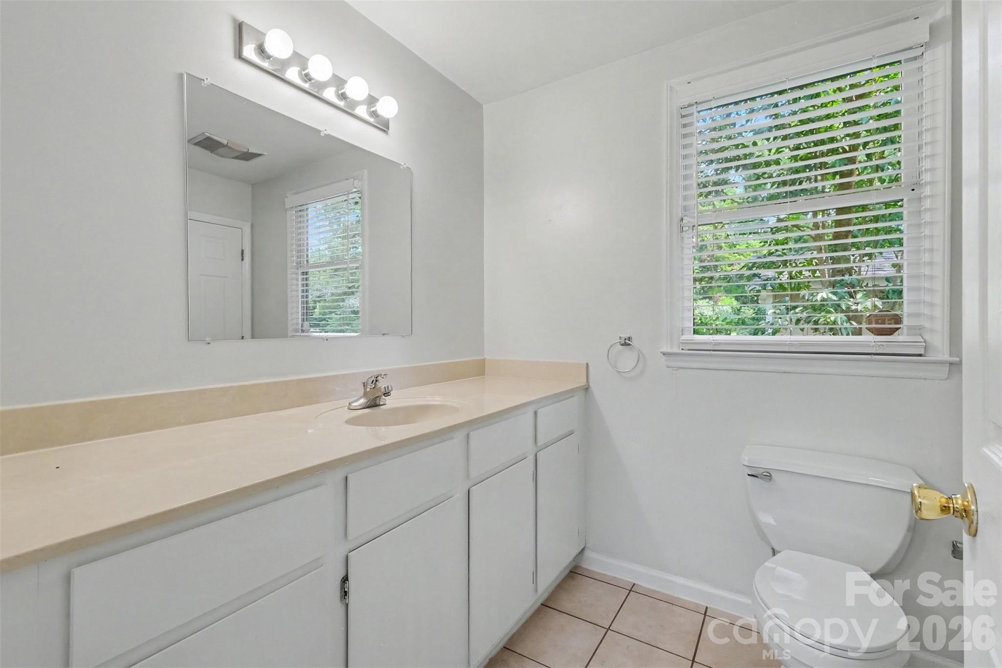 5315 Ruth Drive Property Photo 30