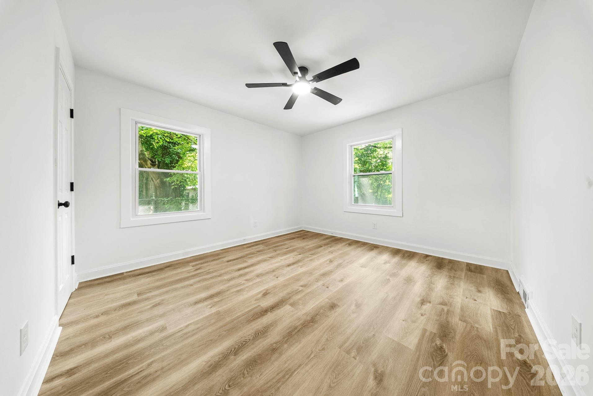 2500 Markham Court Property Photo 12