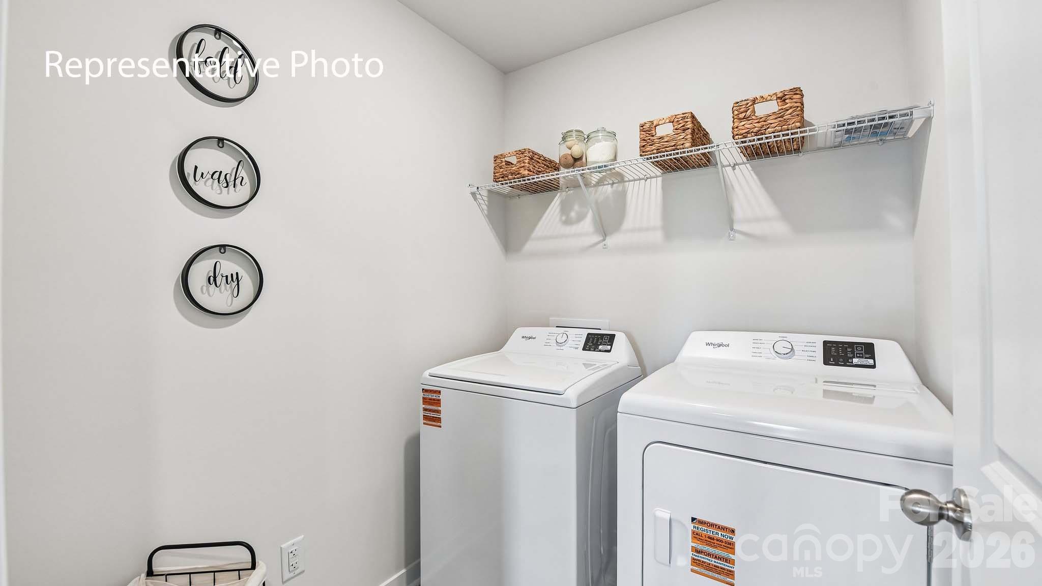451 Dazzle Loop Property Photo 31