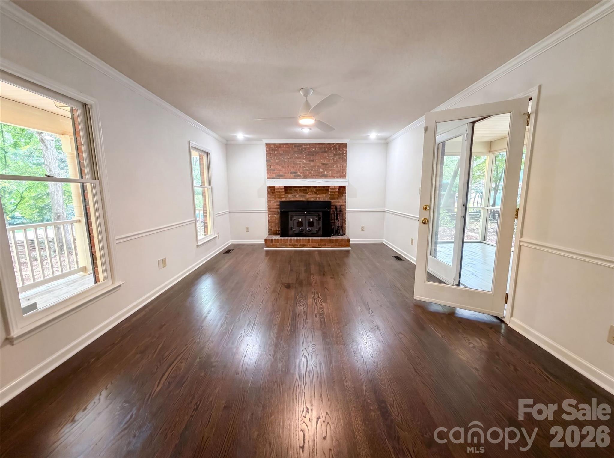 1711 Hickory Ridge Road Property Photo 3