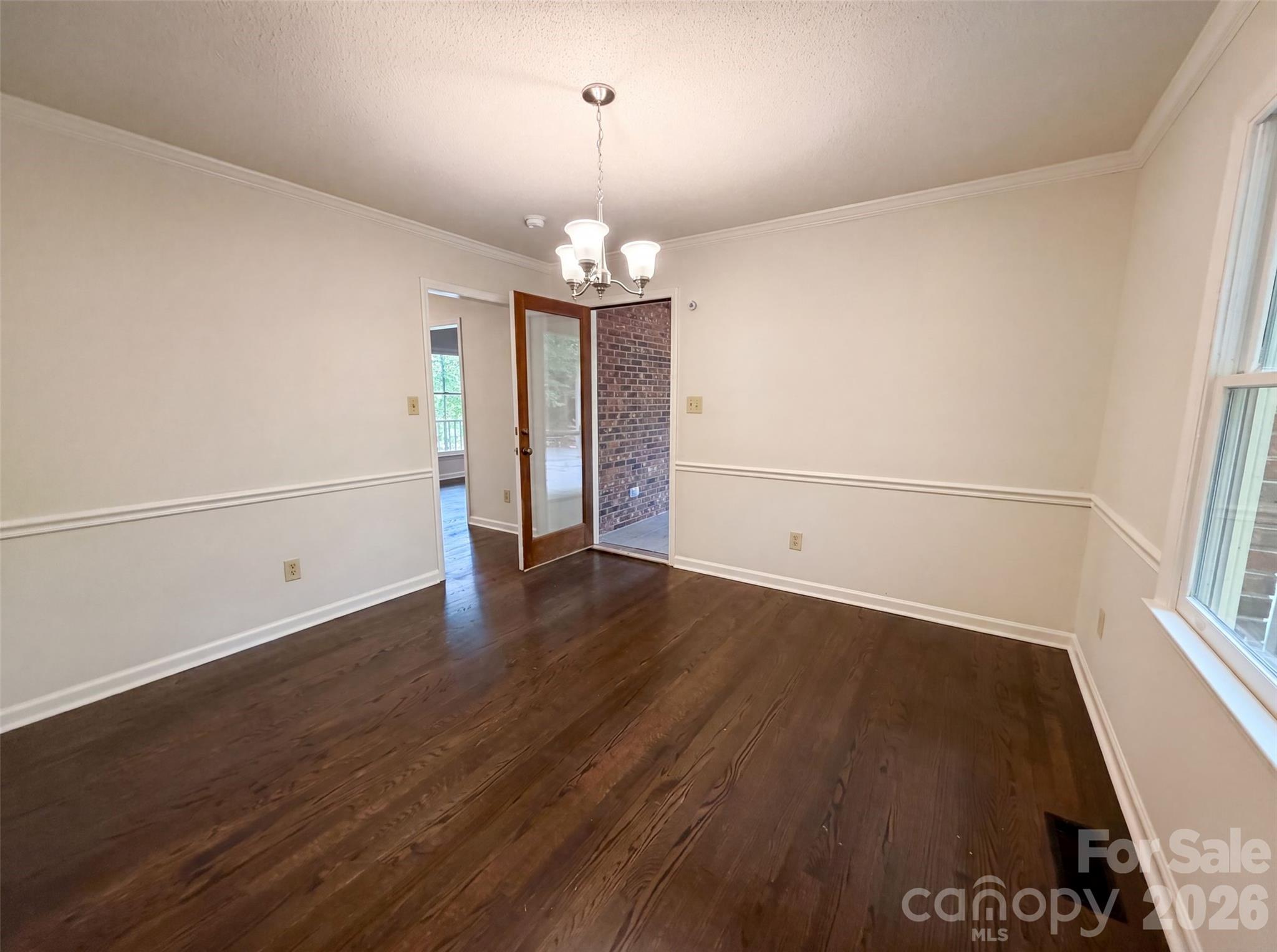 1711 Hickory Ridge Road Property Photo 6