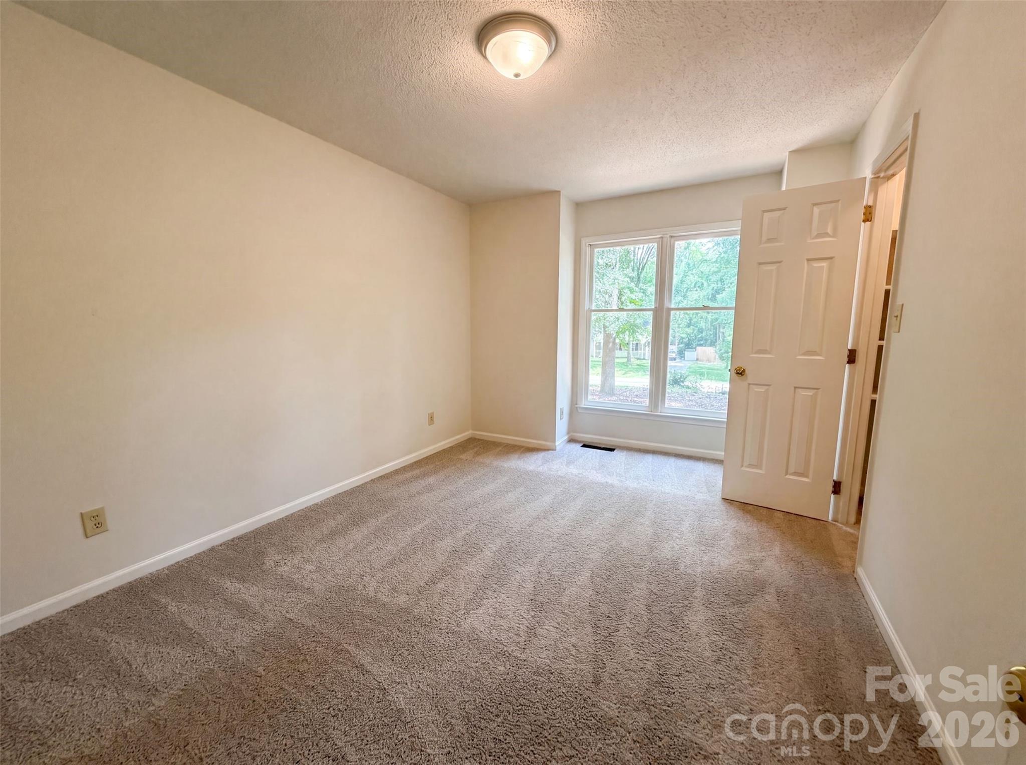 1711 Hickory Ridge Road Property Photo 9