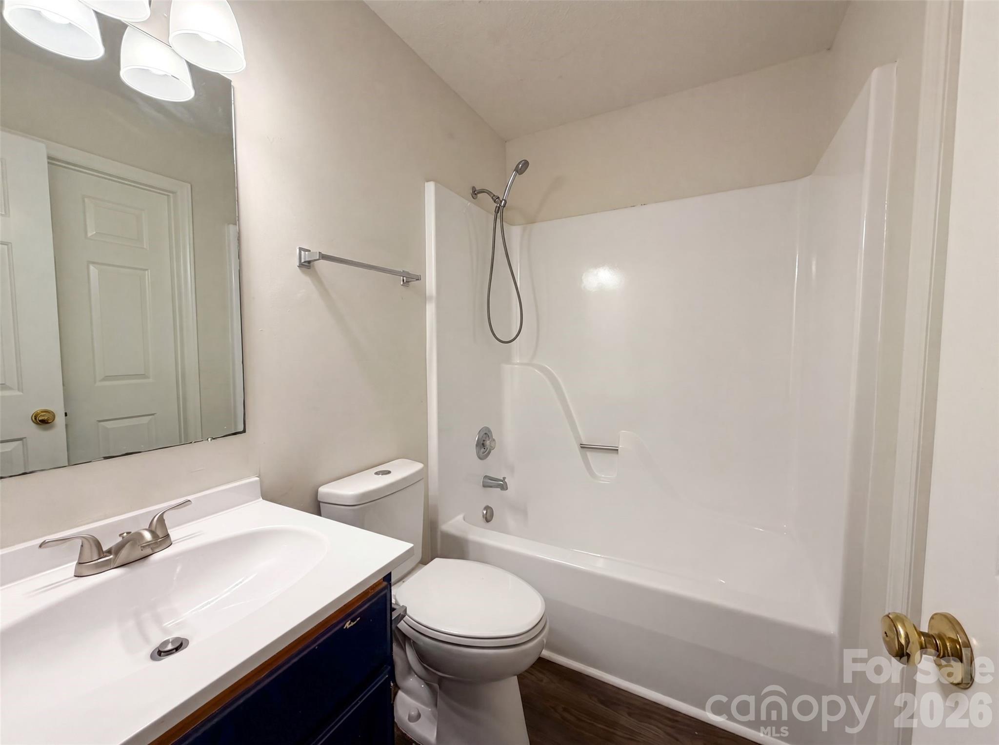 1711 Hickory Ridge Road Property Photo 10