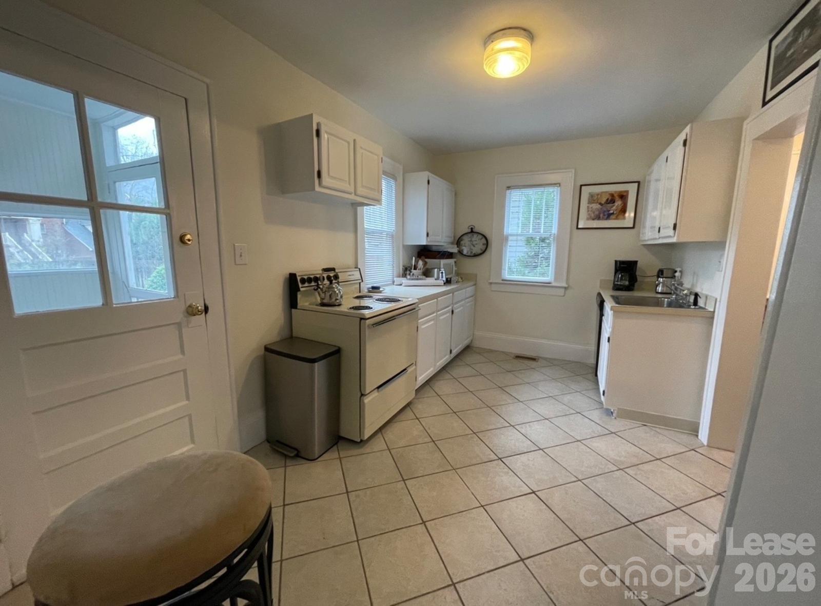 218 Circle Avenue 218 Property Photo 19