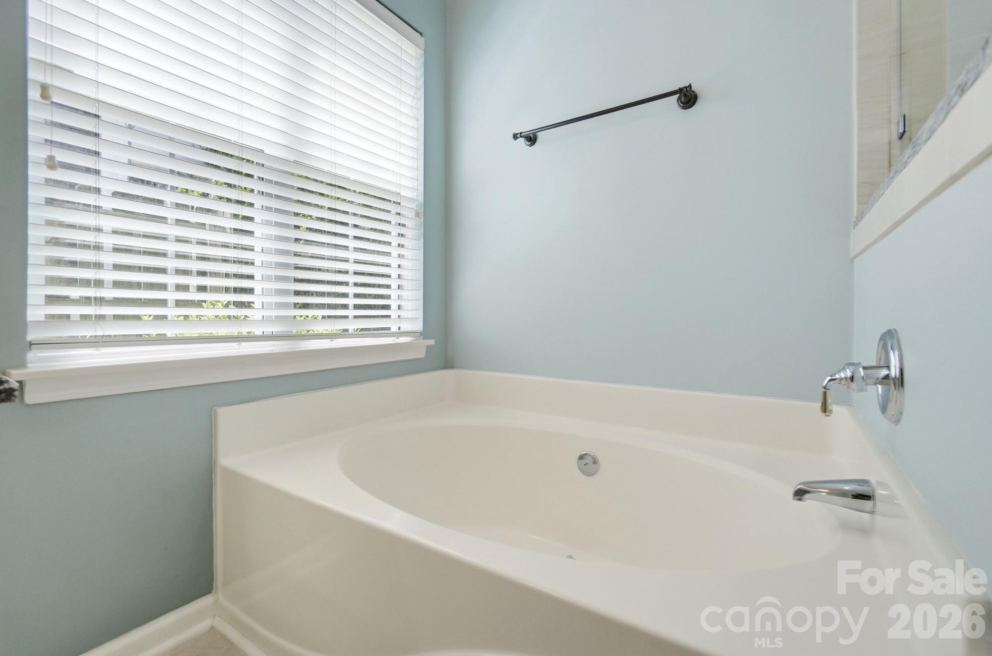 7015 Lenhart Drive Property Photo 20
