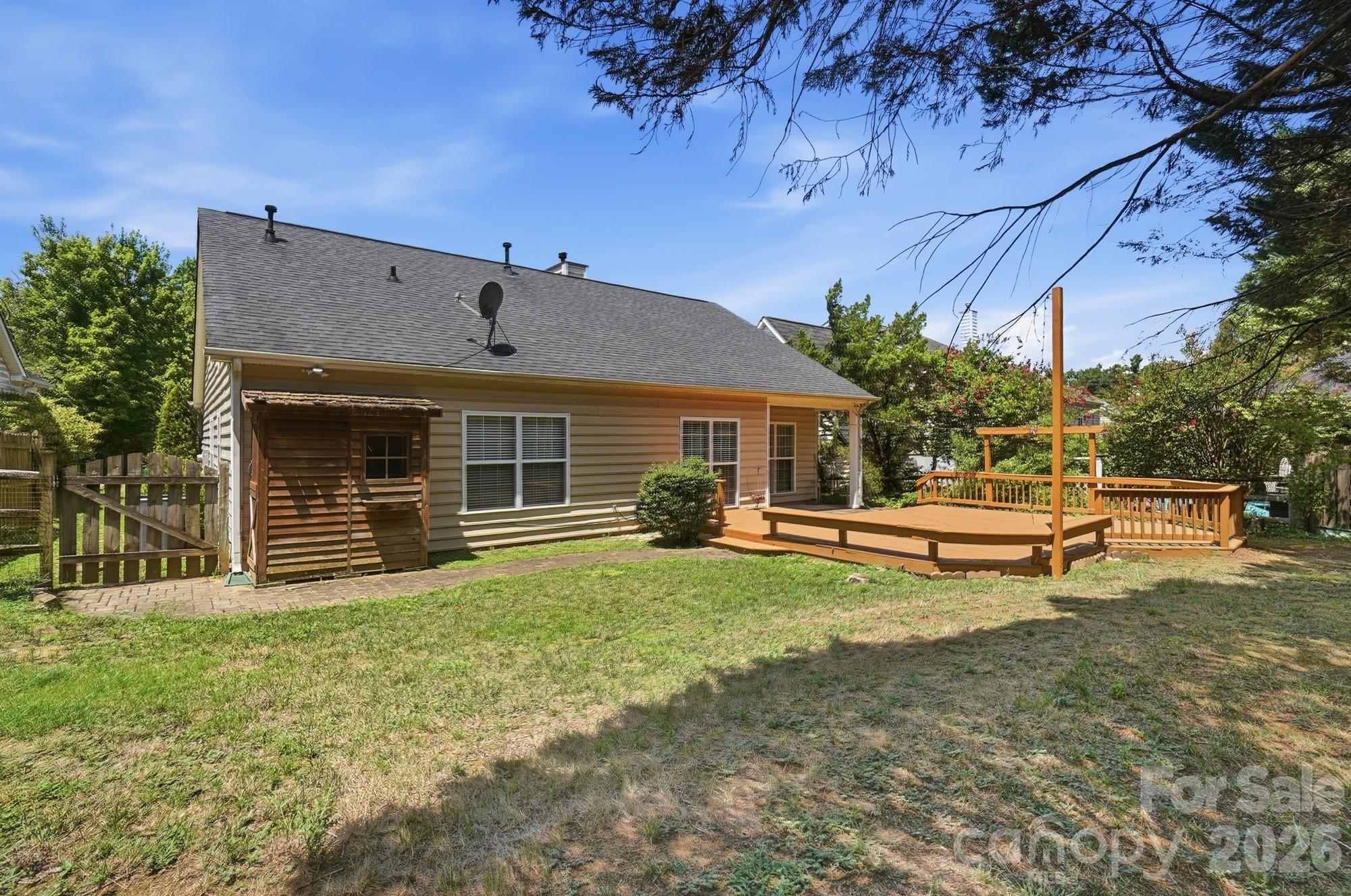 7015 Lenhart Drive Property Photo 29