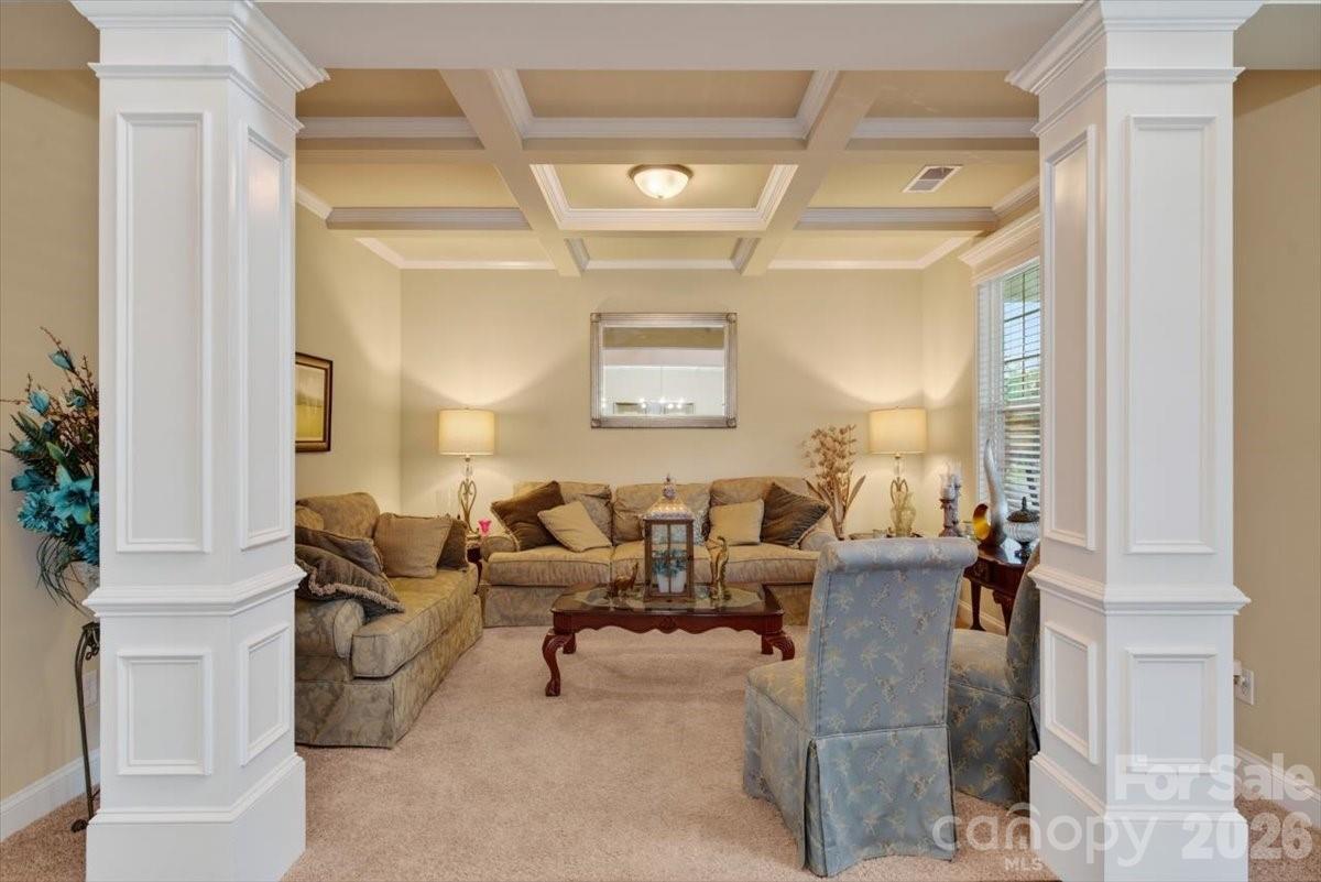 10515 Sweethaven Lane Property Photo 12