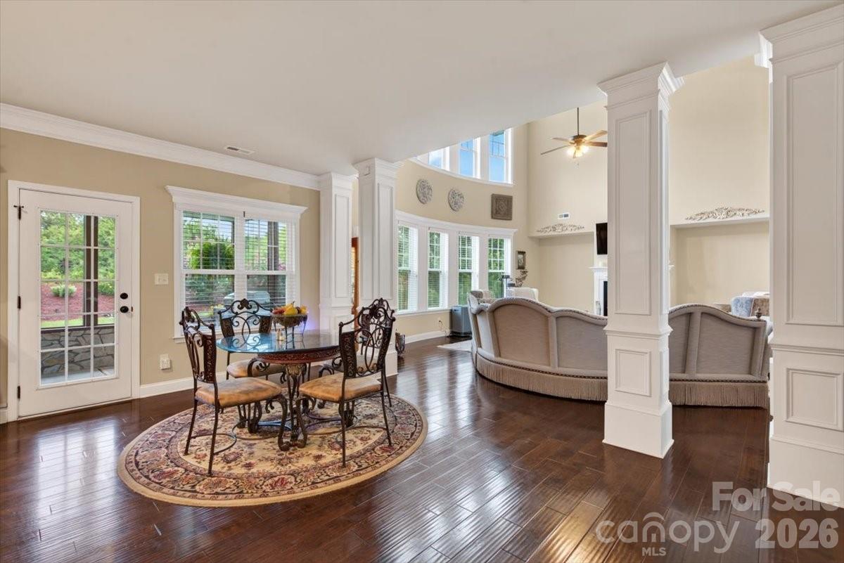 10515 Sweethaven Lane Property Photo 18