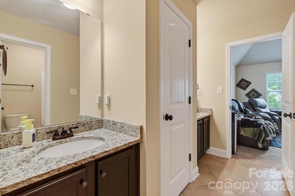10515 Sweethaven Lane Property Photo 32