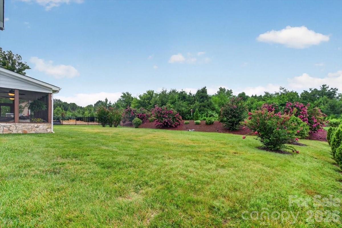 10515 Sweethaven Lane Property Photo 48